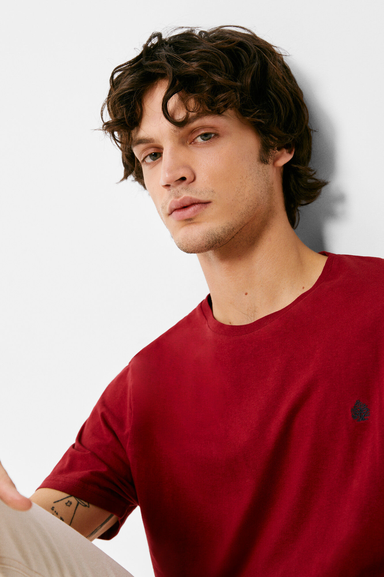 Árvore básica para camisetas - vermelha