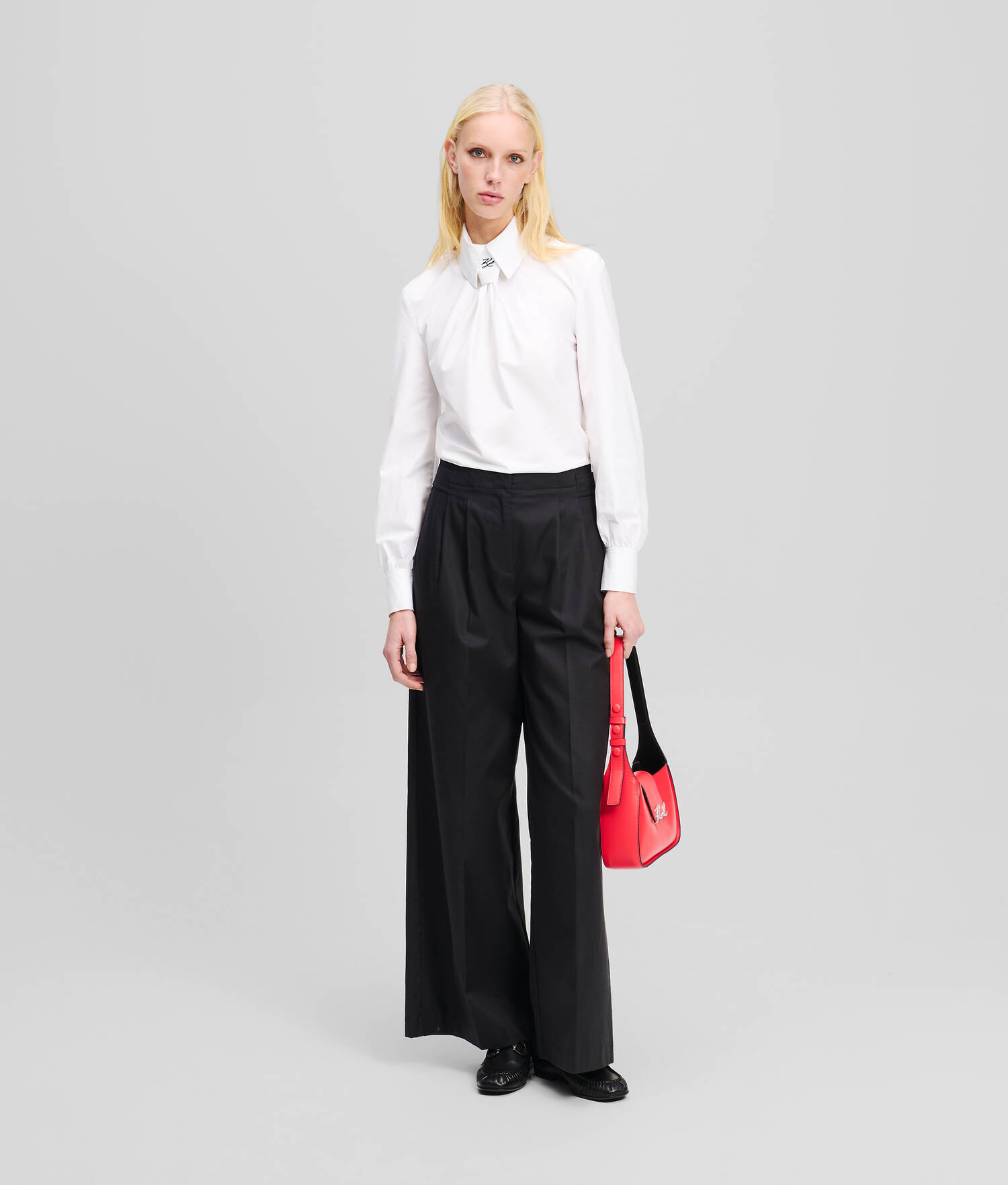 CHEMISIER KARL ESSENTIAL AVEC DETAIL CRAVATE - Blanc
