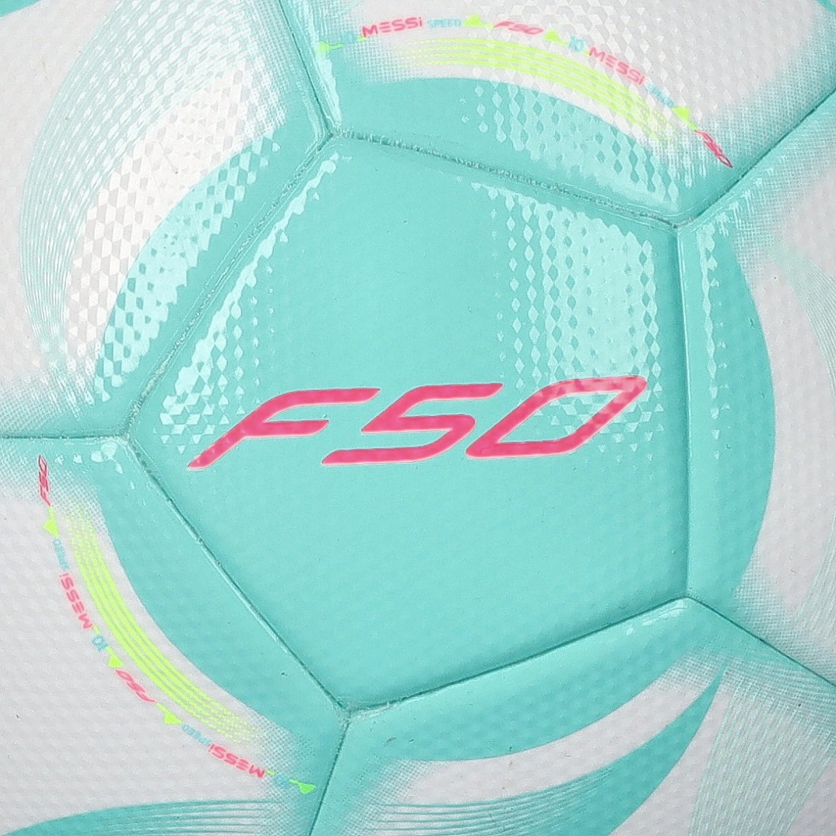Bola adidas Messi League