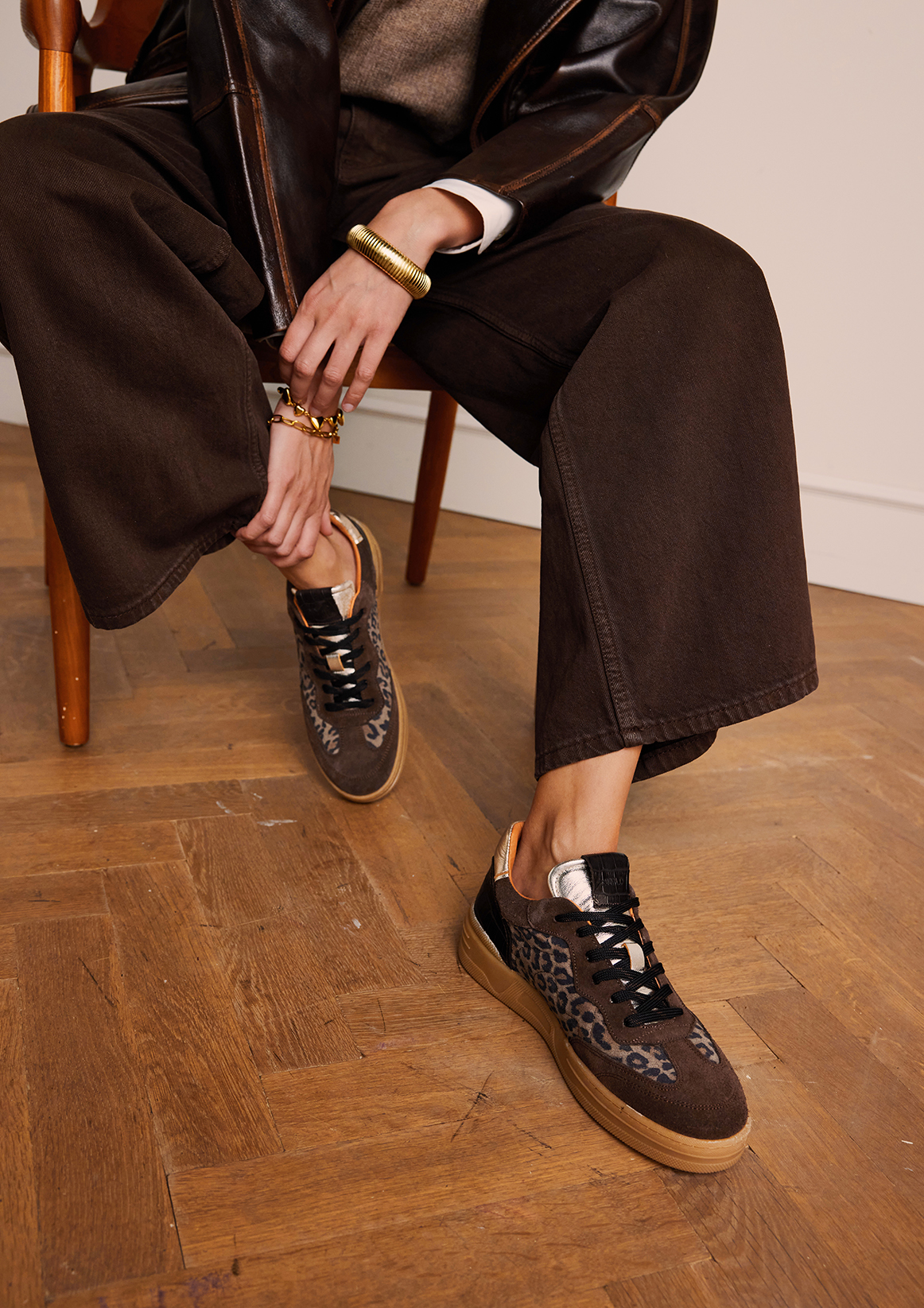 Leopard suède sneakers