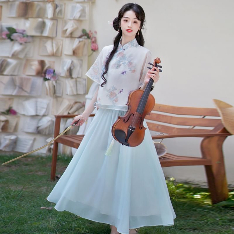 Fioridi - Hanfu-top met korte mouwen, geborduurd met bloemen en kikkermotief, knoopjes / Effen midi-A-lijn rok met hoge taille