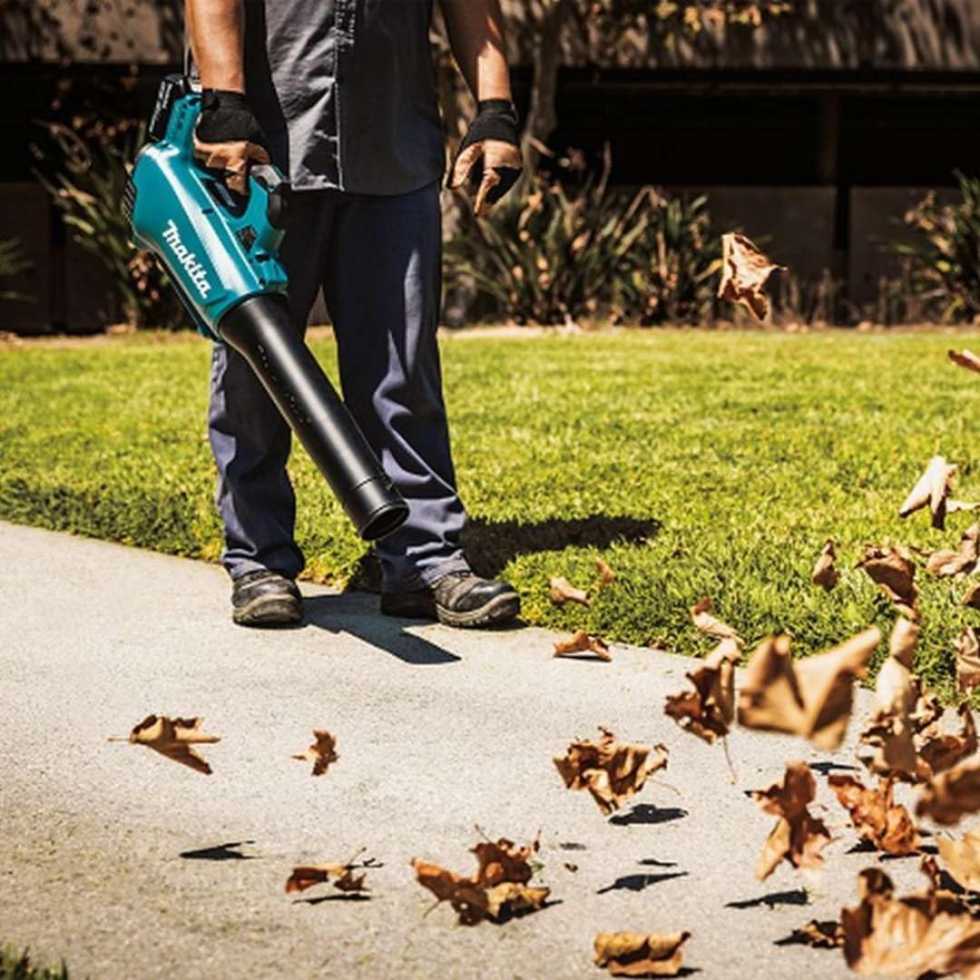 Makita DUB184RT Laubbläser + 1 x 18V 5Ah Li-Ion Akku