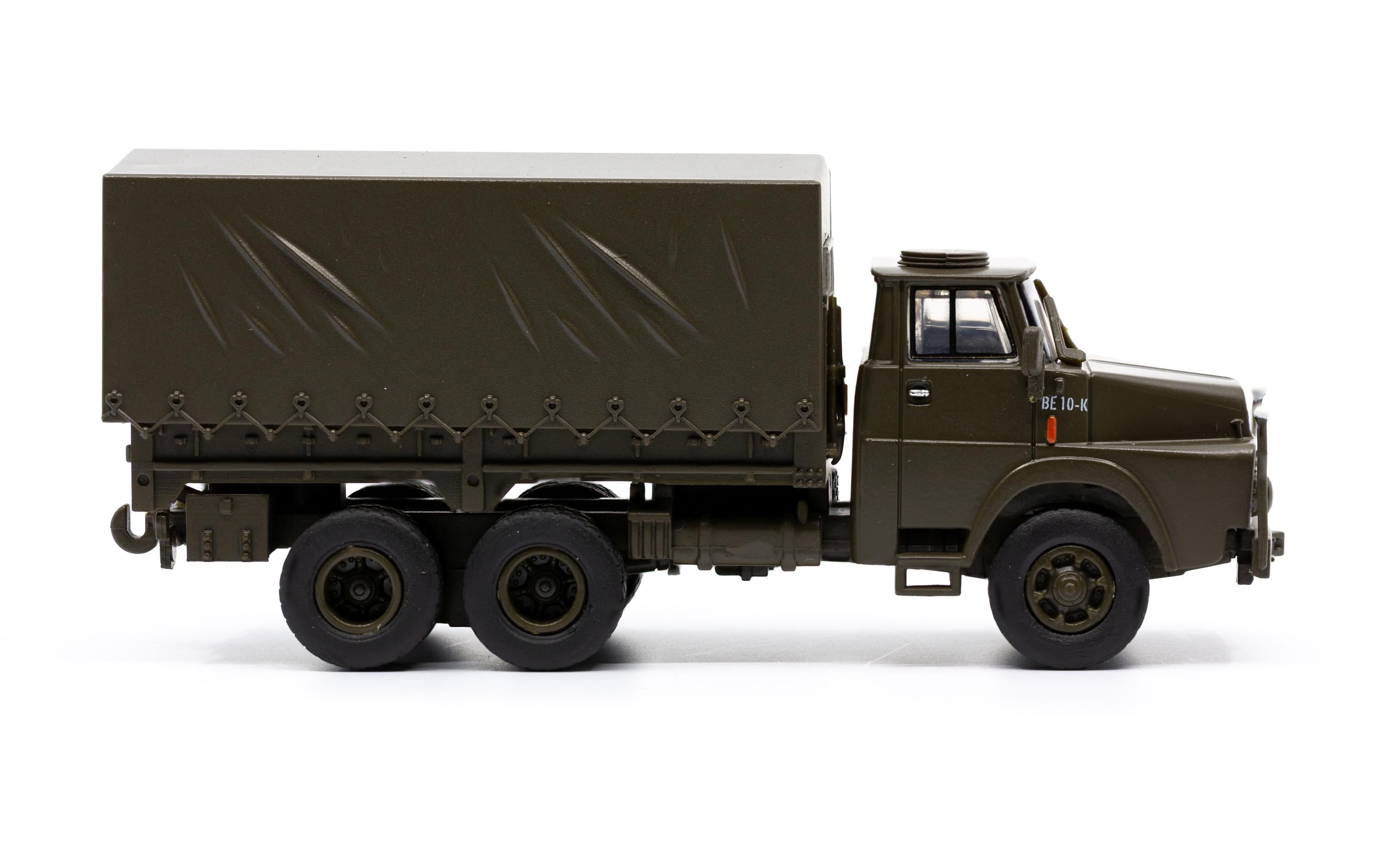 LKW Henschel HS 3-14 6 x 6 Plane geschlossen 1:87H0 Lastwagen Militärmodell