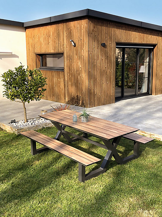 Table de jardin Vancouver en aluminium coloris anthracite/marron L.210 x l.174 x H.75 cm