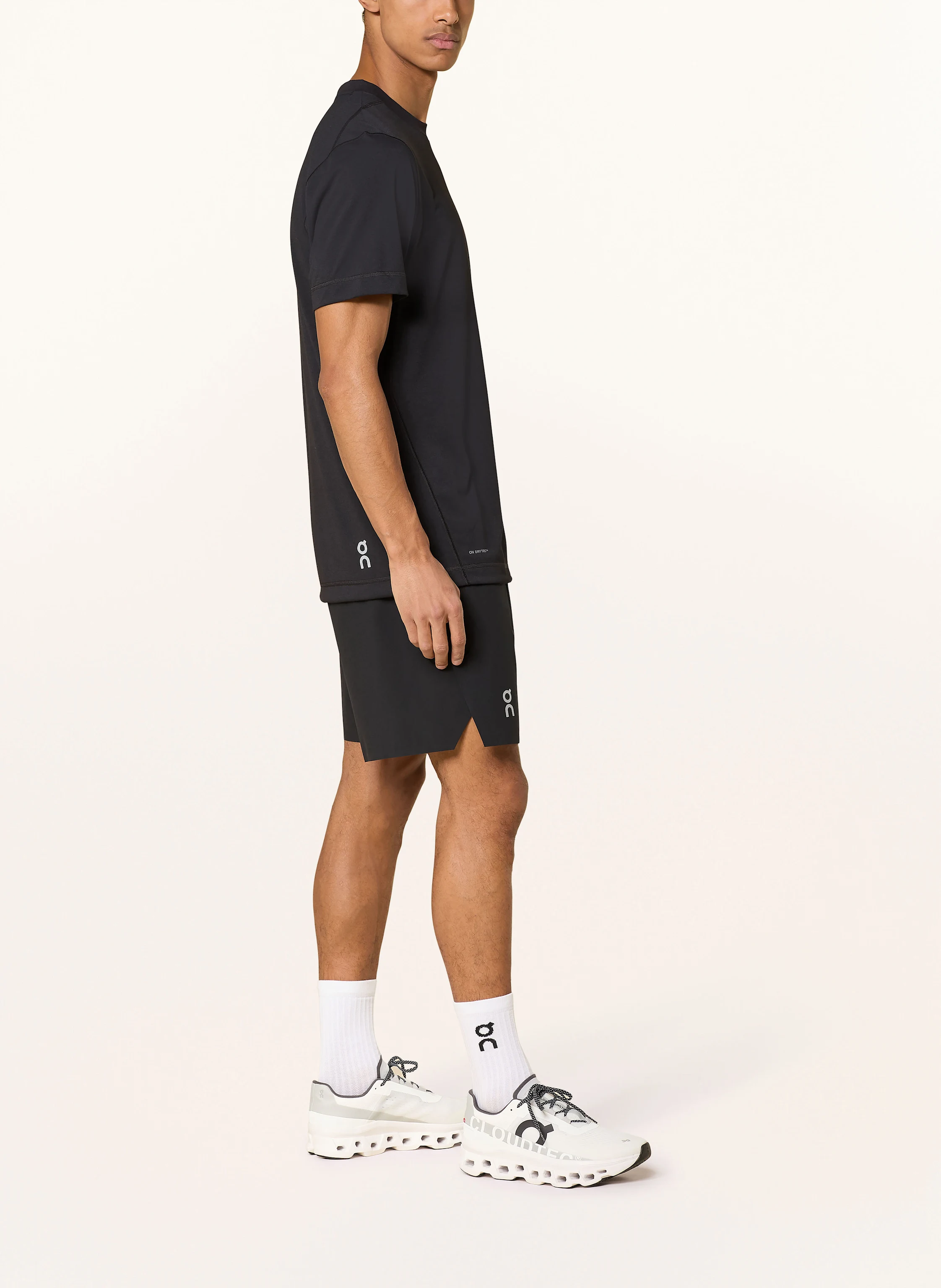 On 2-in-1-Trainingsshorts TRAIN SHORTS