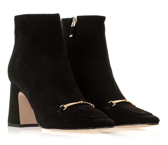 Lola Cruz Ankle Boots