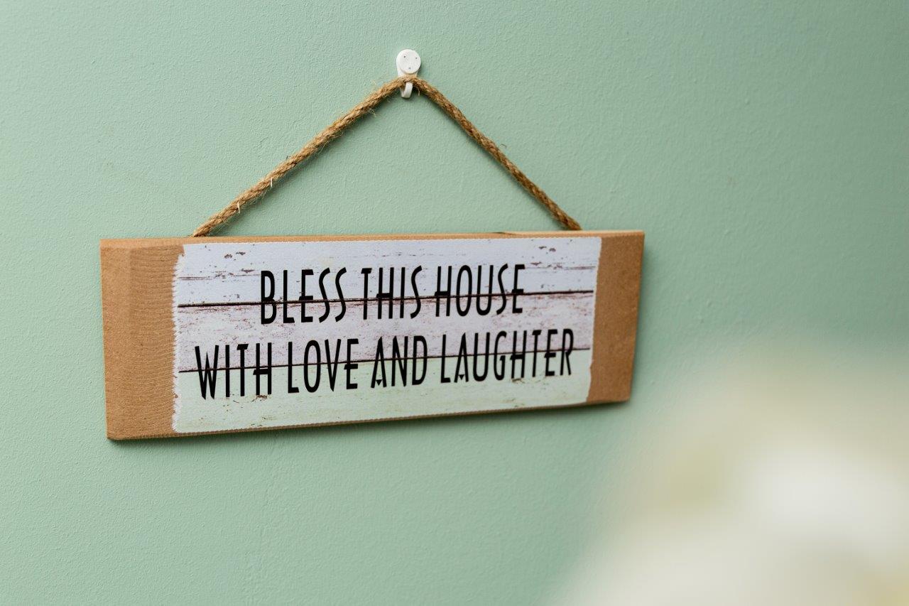 Holzschild- Bless this house - 35x12 cm