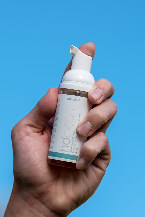 Le nettoyant du visage moussant HD Clean®