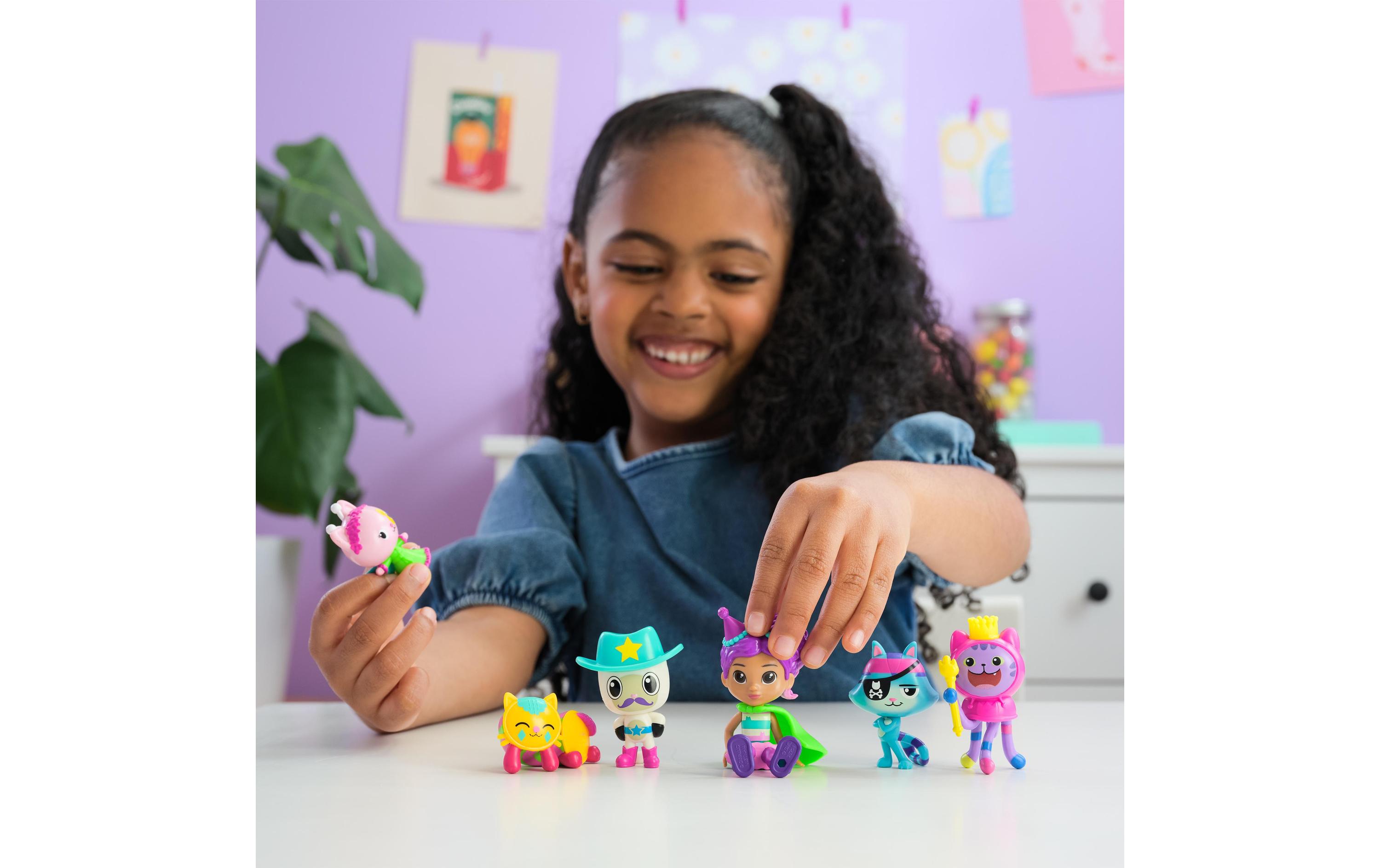 Gabby's Dollhouse Deluxe Figuren Set CelebrationUmfangreiches Figuren-Set für Kinder
