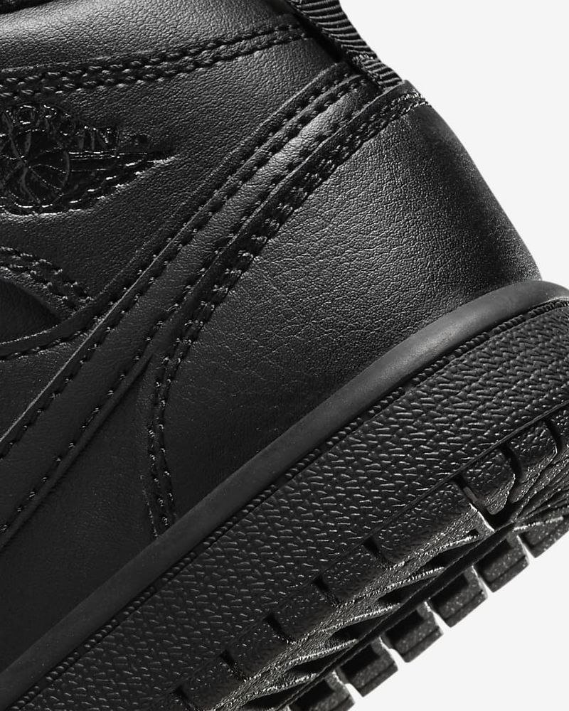Chaussures Nike Jordan 1 Mid pour enfant