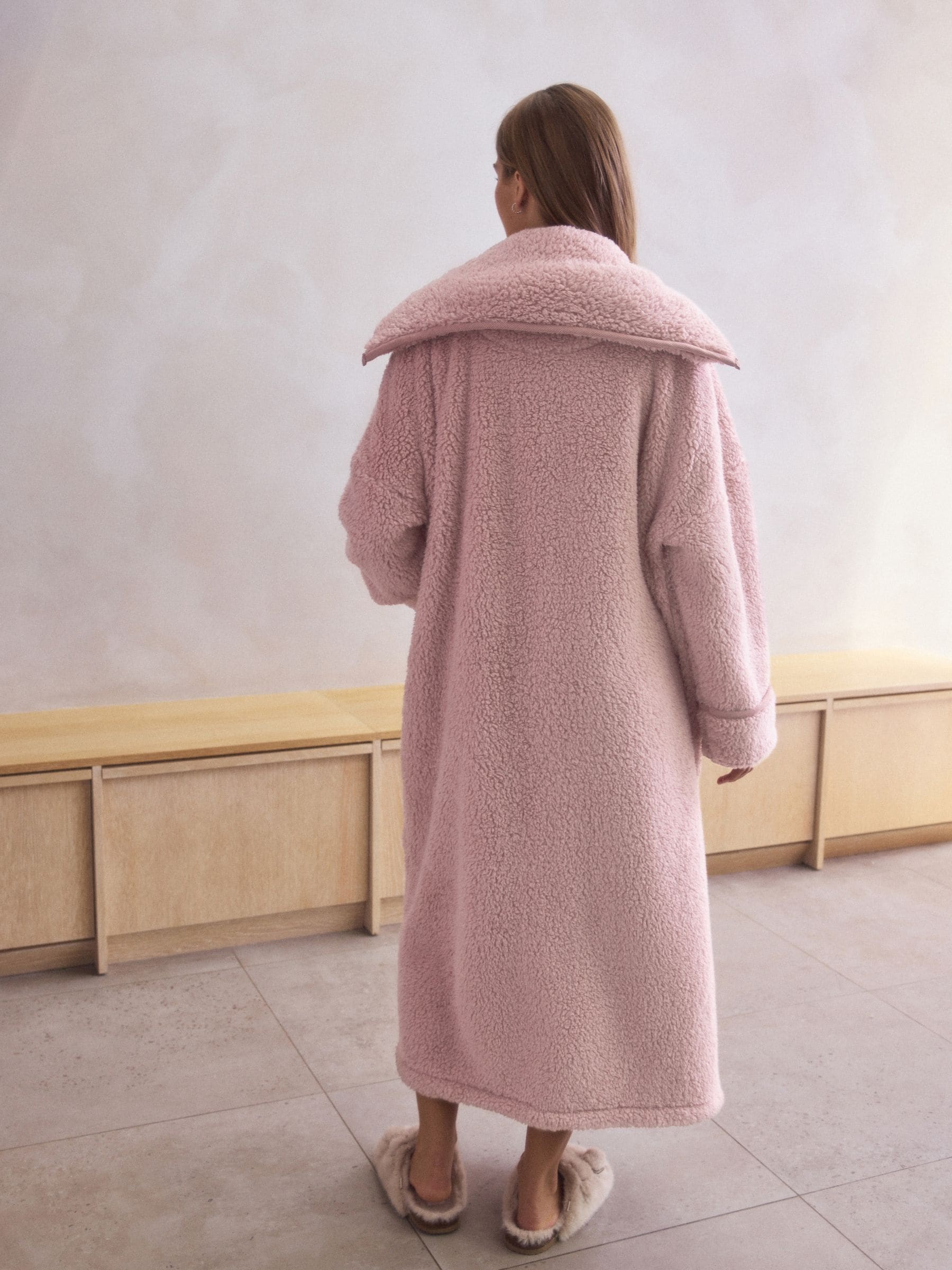 Roze - Cosy Teddy Borg Zip Through Dressing Gown