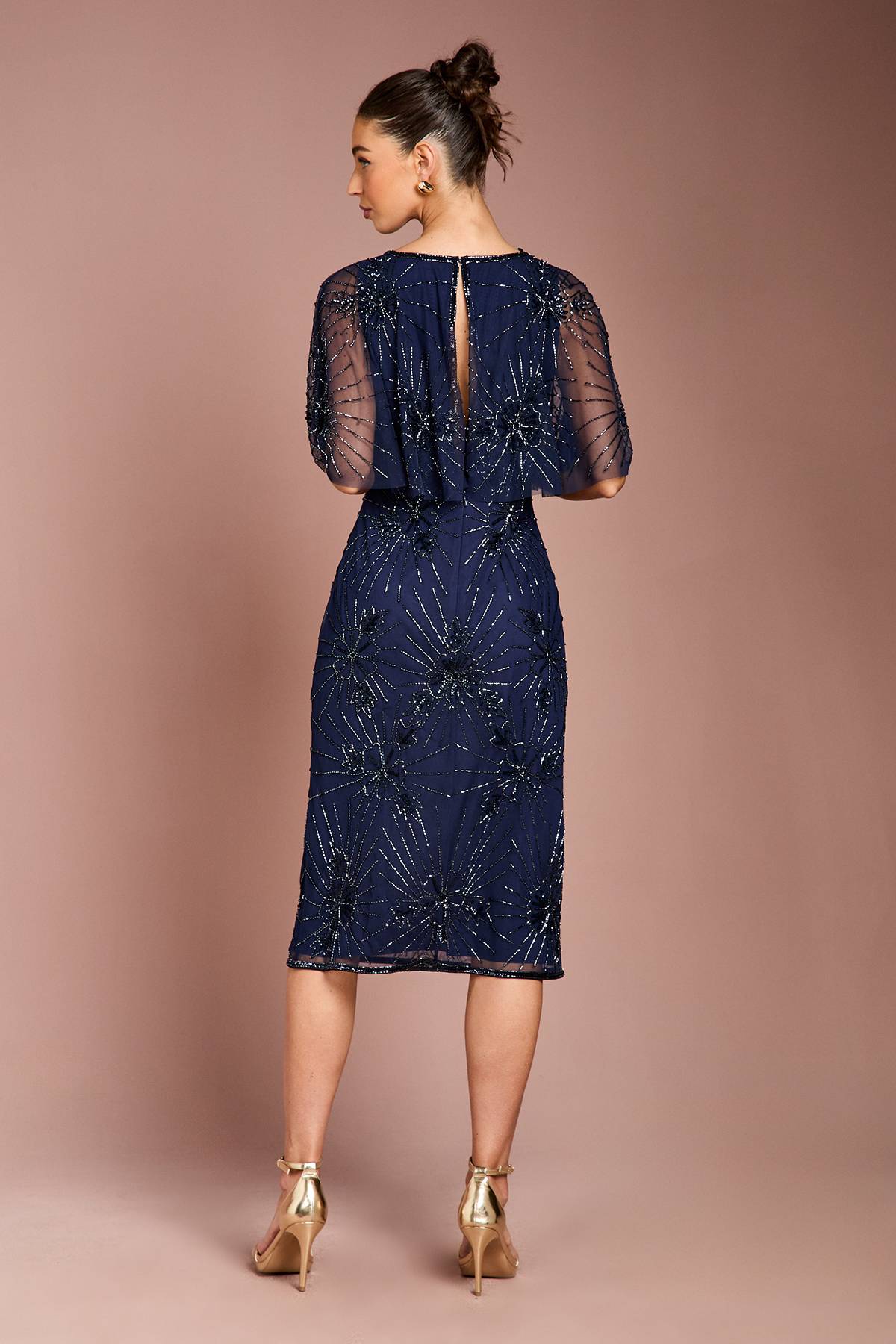 Coast Robe Mi-Longue à Cape Ornée de Motifs Floraux