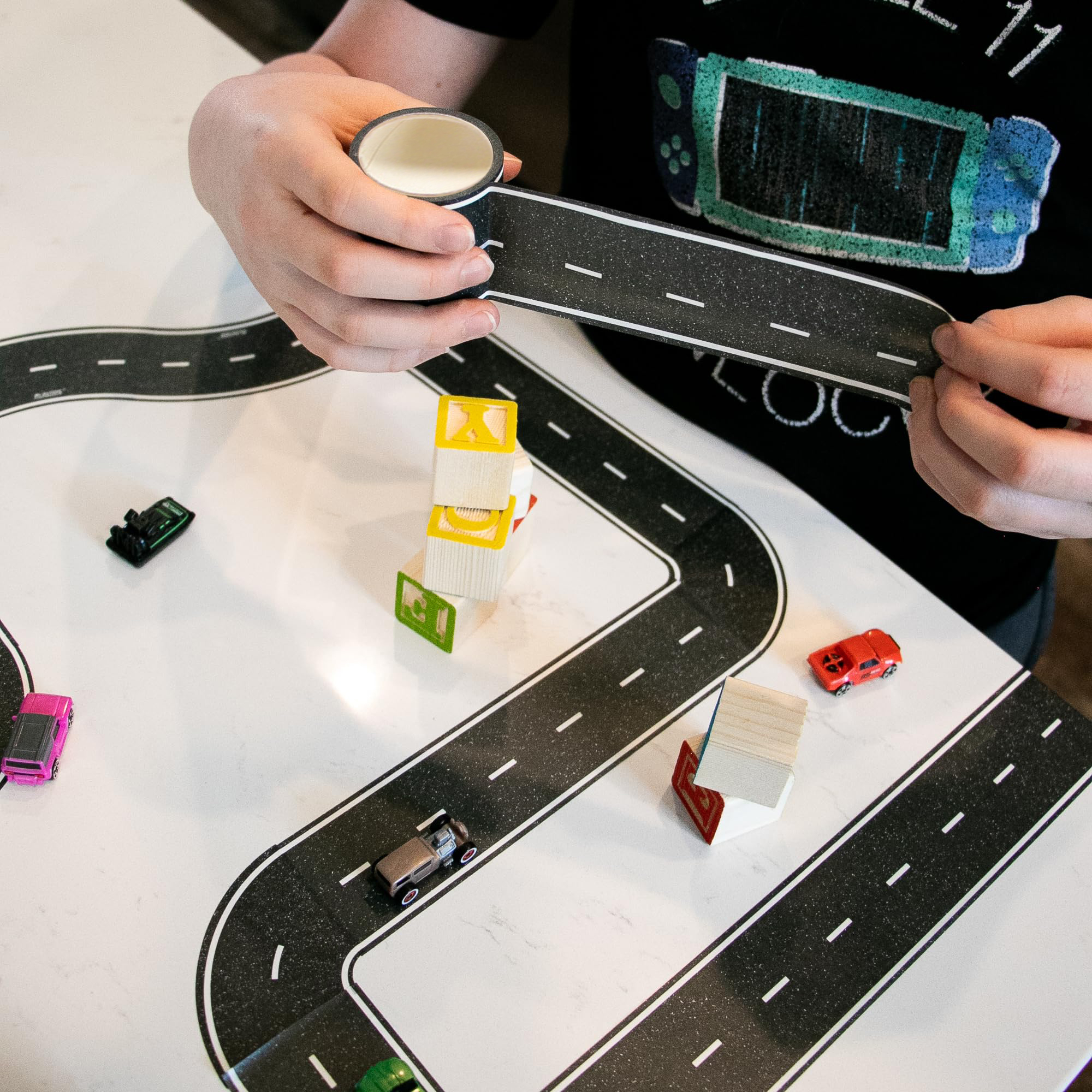 (37-tlg. Set) Selbstklebende Kinder Spiel Strasse Zuschneidbares Autostrassen Klebeband - Schwarz