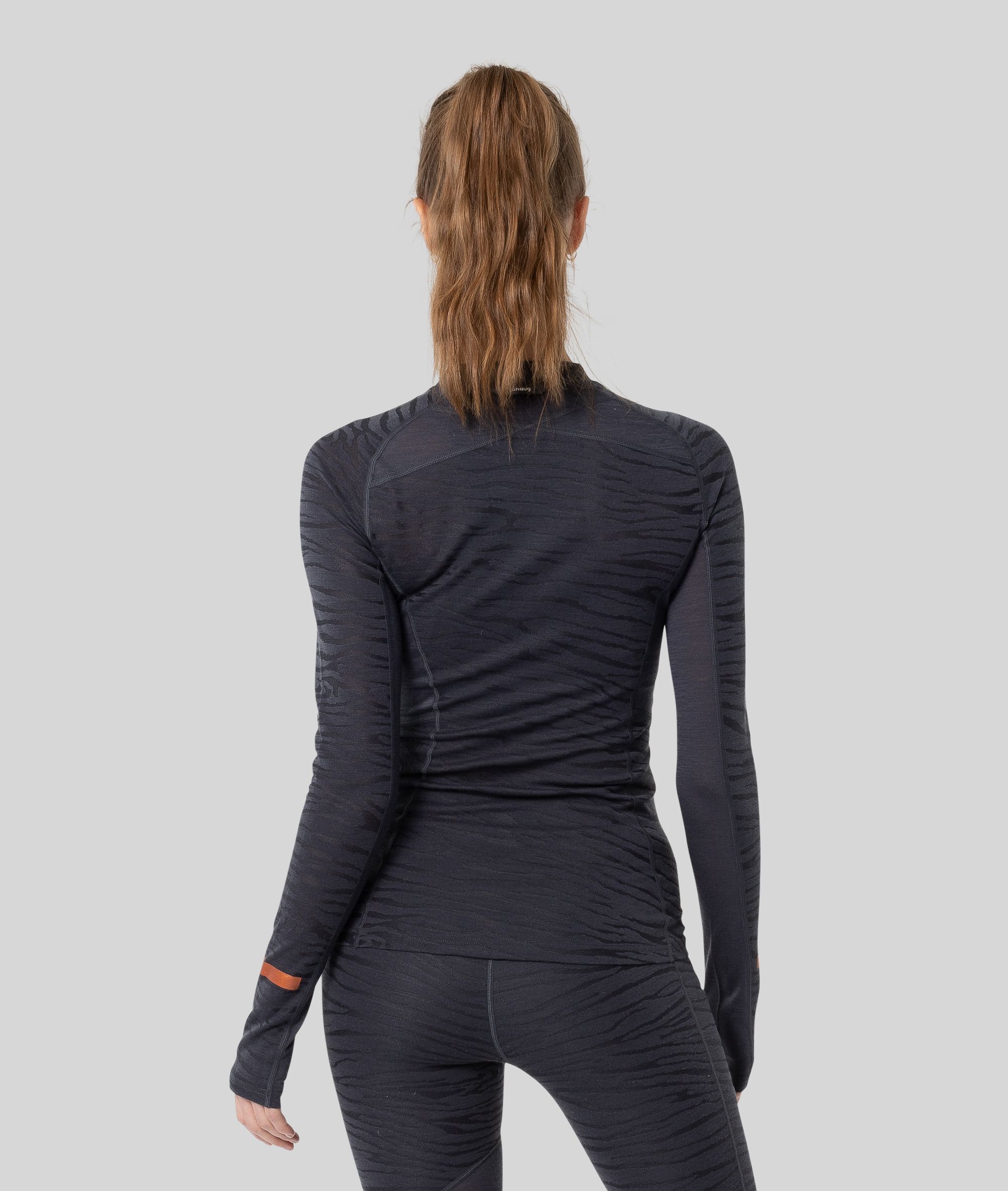 johaug advance tech uld traeningstroeje dame 343 210642 dark blue