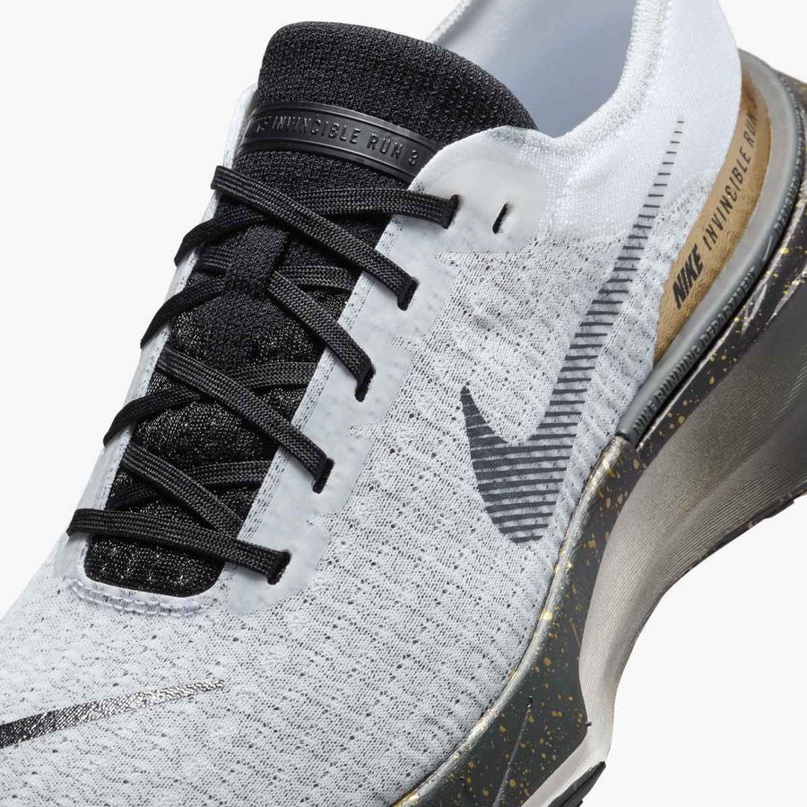 Nike Invincible 3