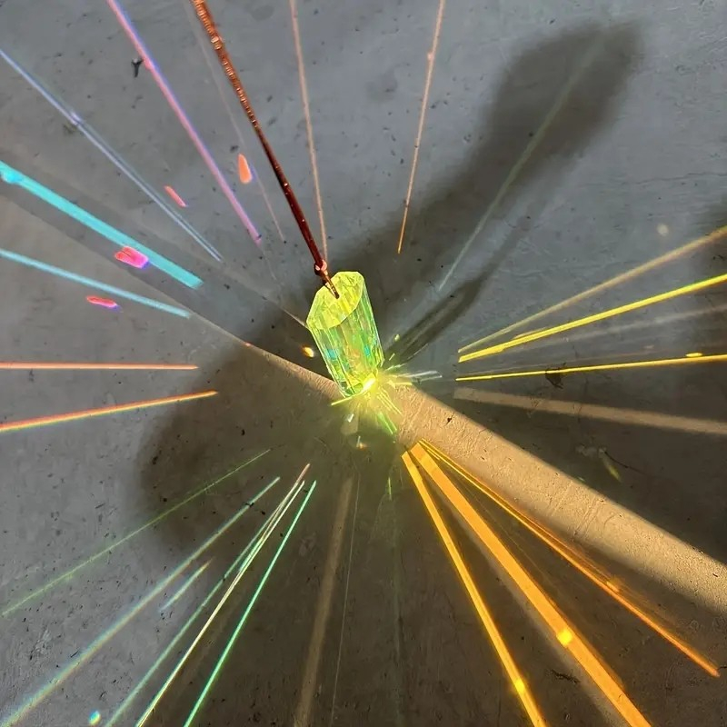 (8cm) Kristall Fenster Deko Regenbogen Windspiel Sonnenfänger Anhänger Outdoor Accessoire