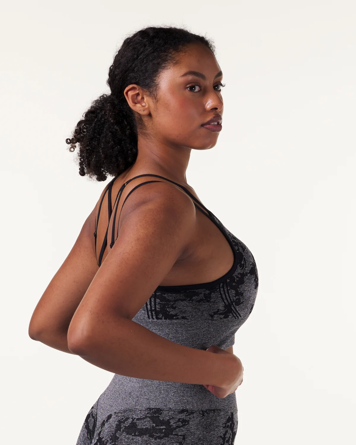 LEVITY Device Seamless Ruch Bra Dk Grey Leo