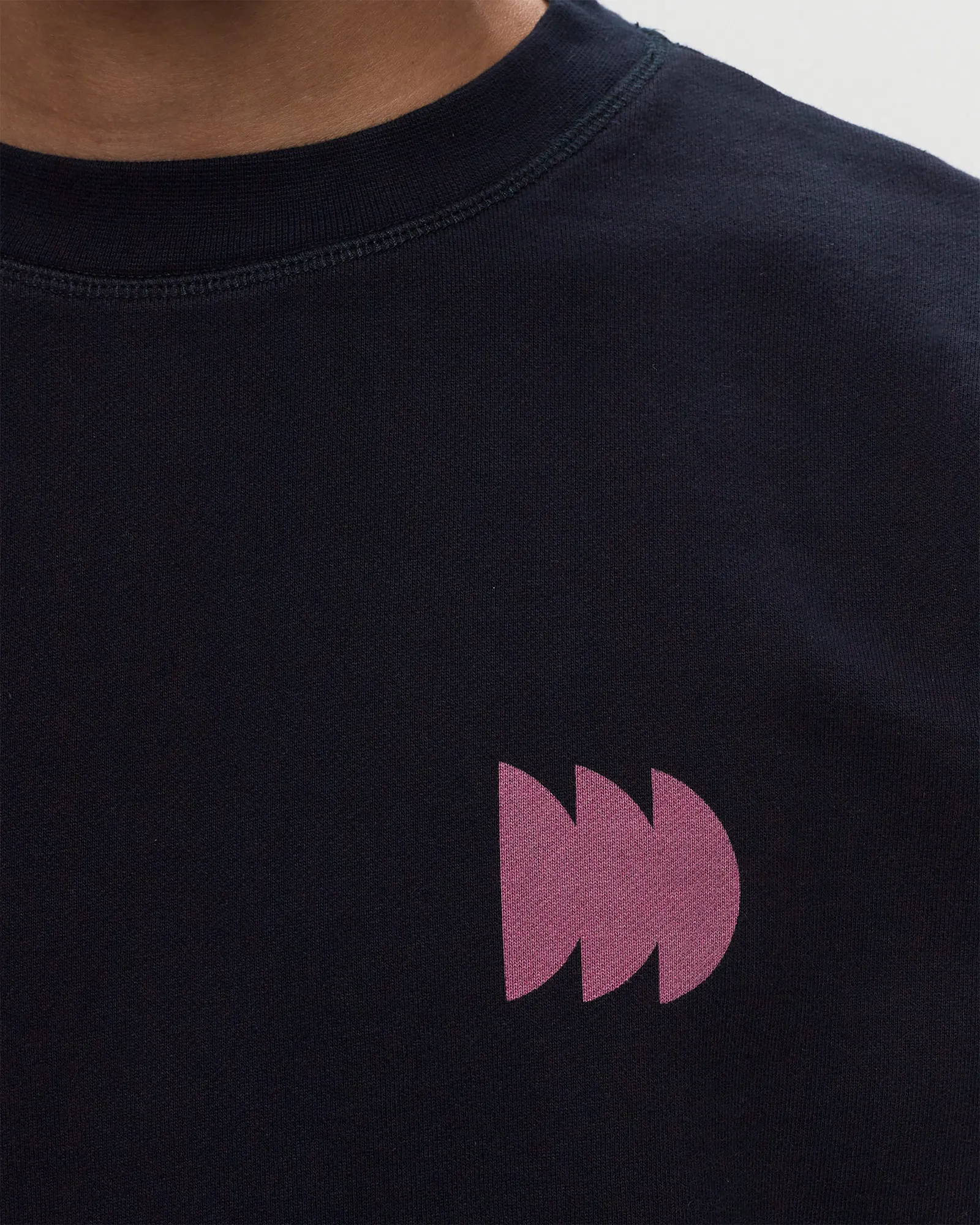 Edmmond Studios RADIO CLUB SWEAT