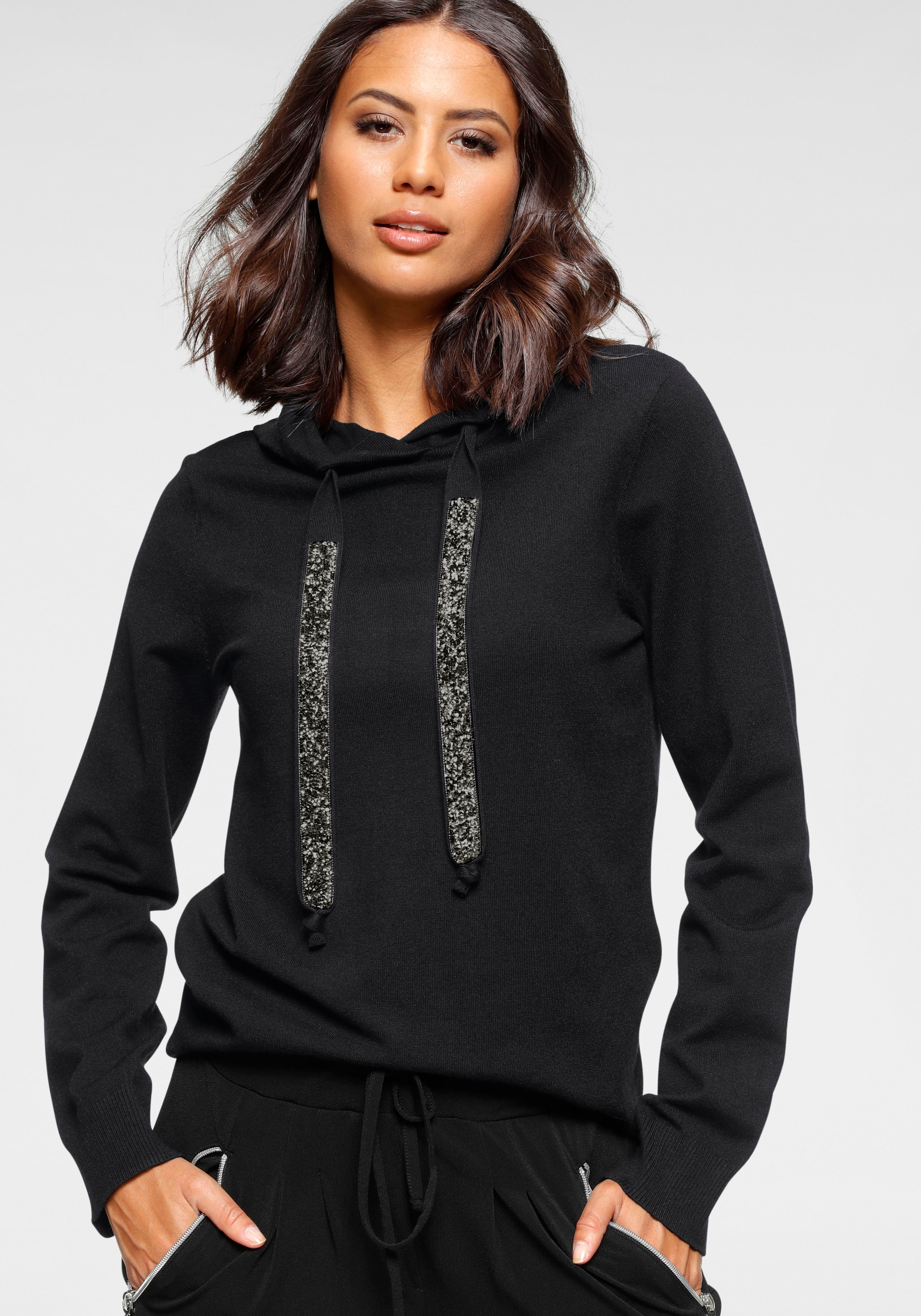 Laura Scott Strickpullover , mit Kapuze und glitzernden Bändern