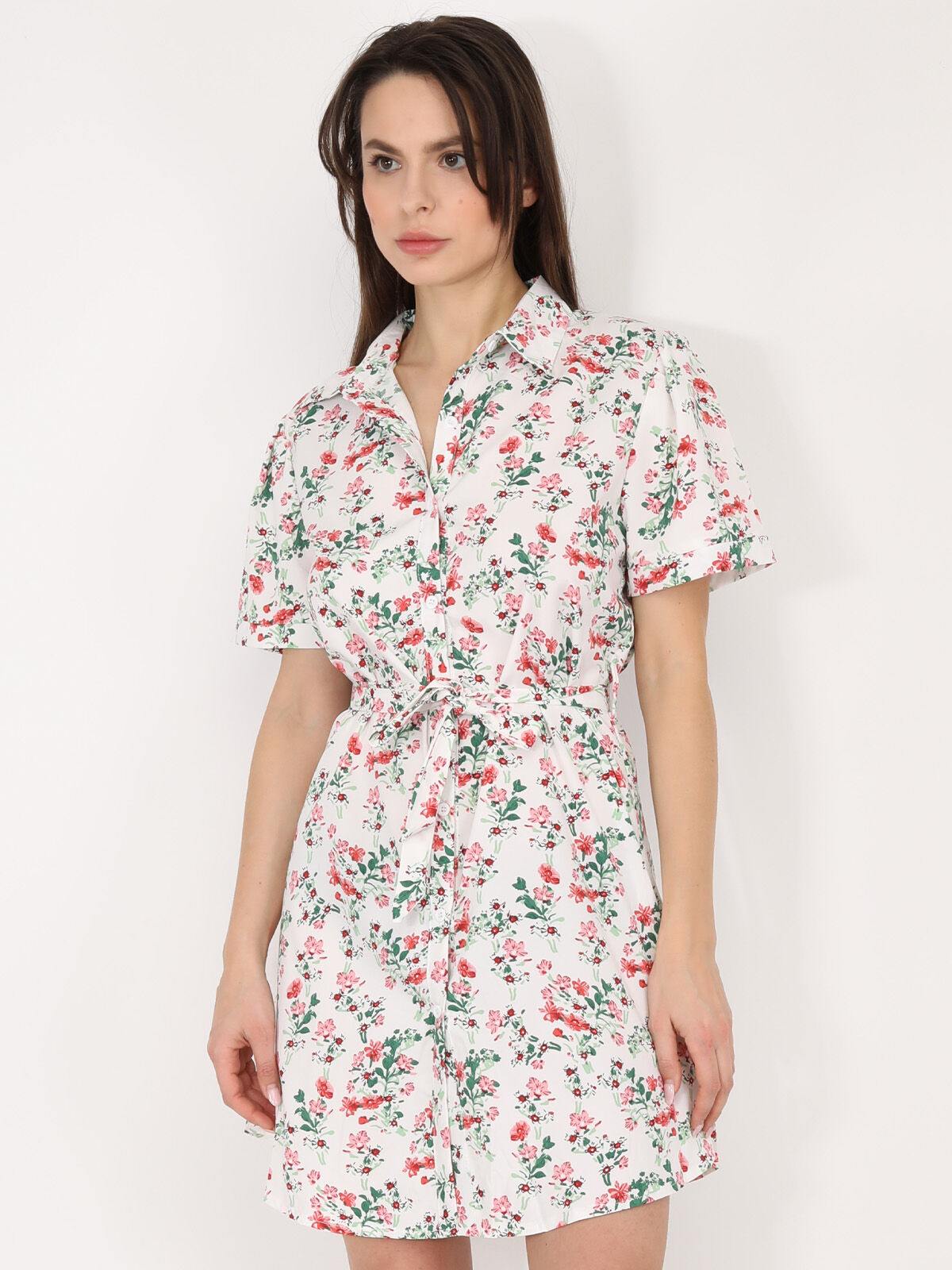 Robe chemise à fleurs ceinturée- Blanc