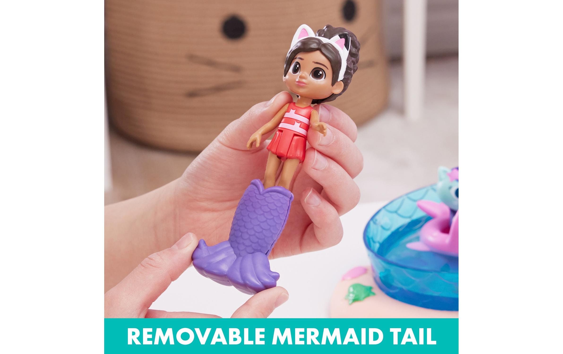 Spielfigurenset Gabby’s Dollhouse Pool AdventuresPool-Spielset mit Farbwechseleffekt