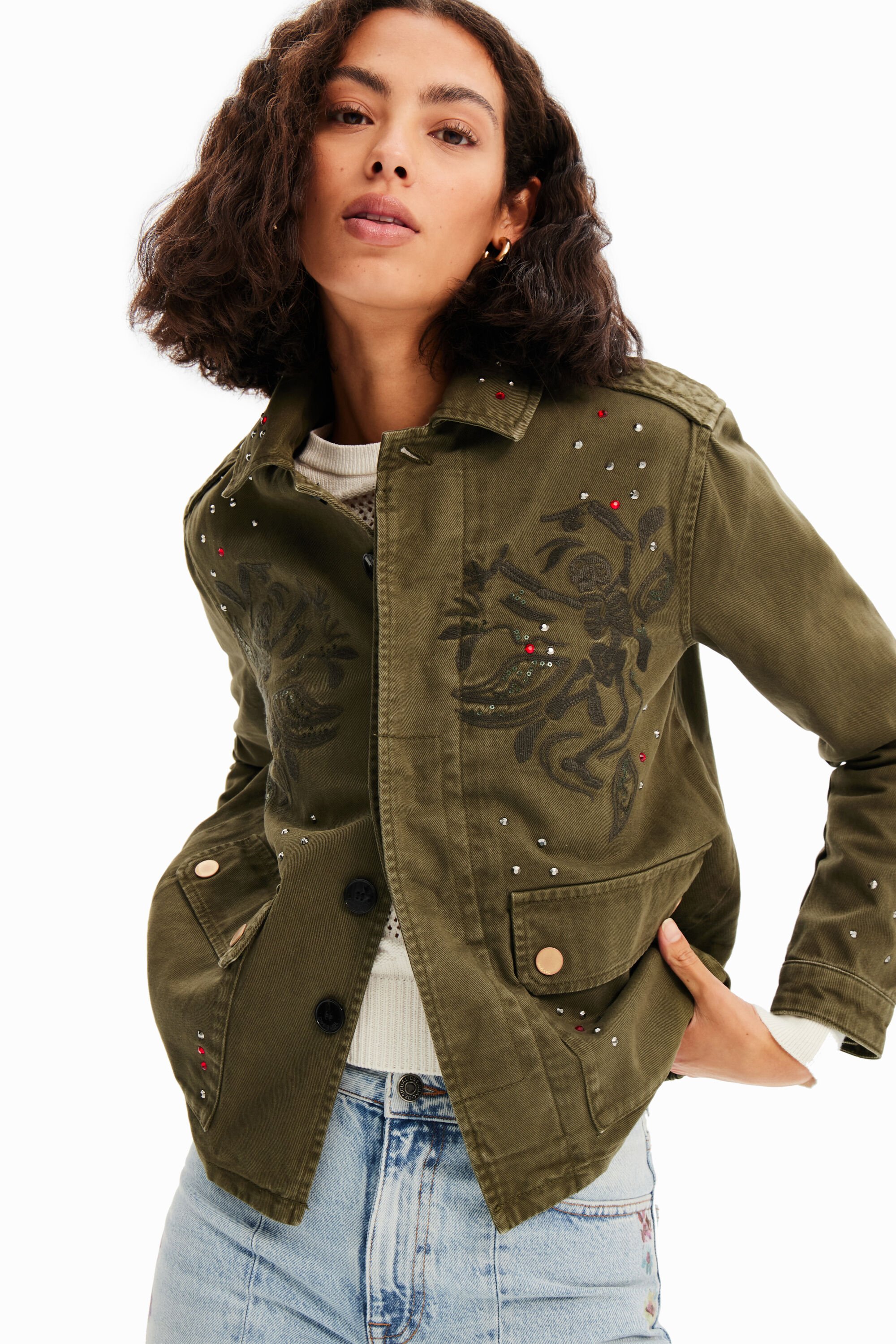 Parka courte brodée
