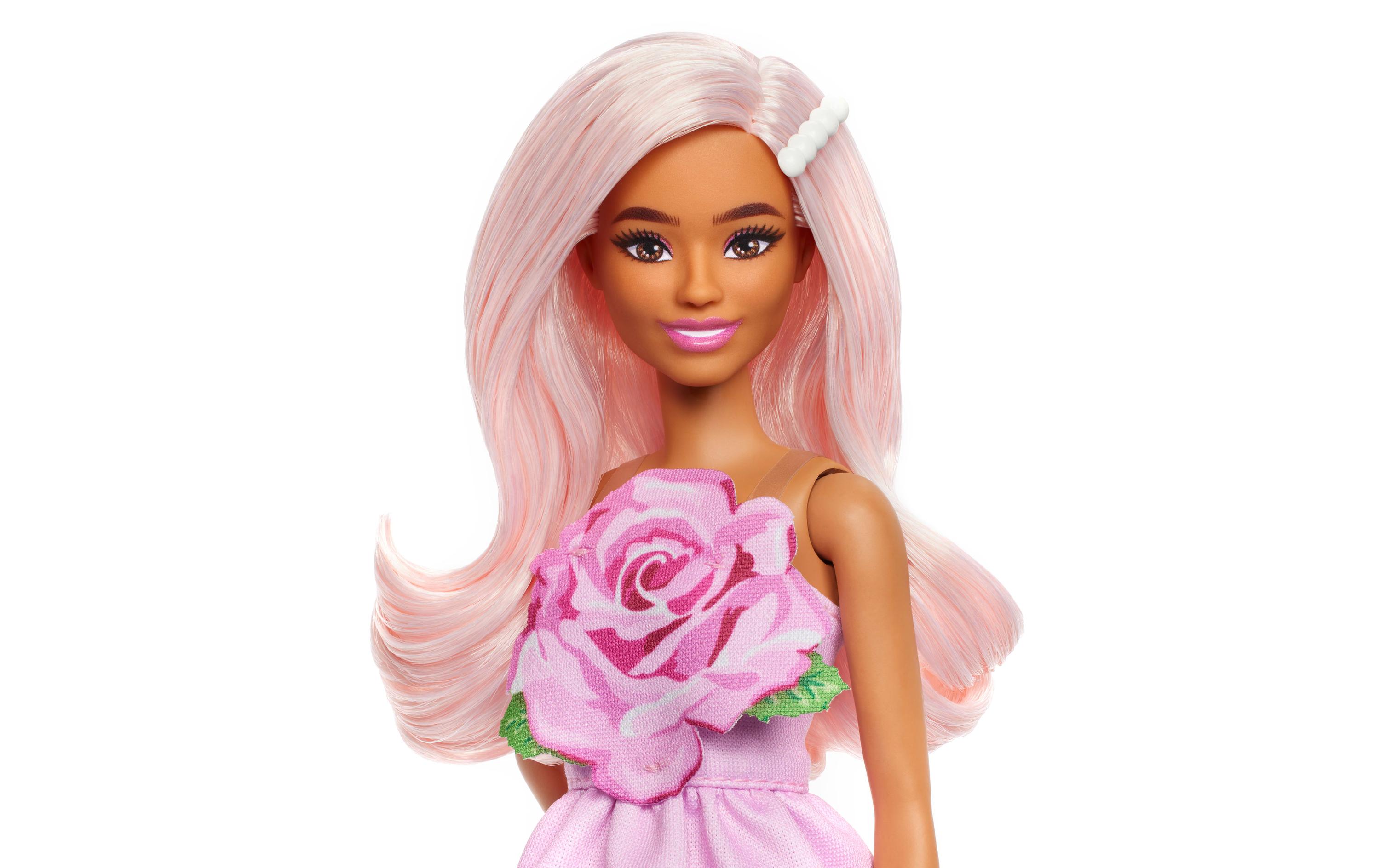 Puppe Fashionista Pink RoseFashionistas-Puppe in einem trägerlosen Rosenkleid