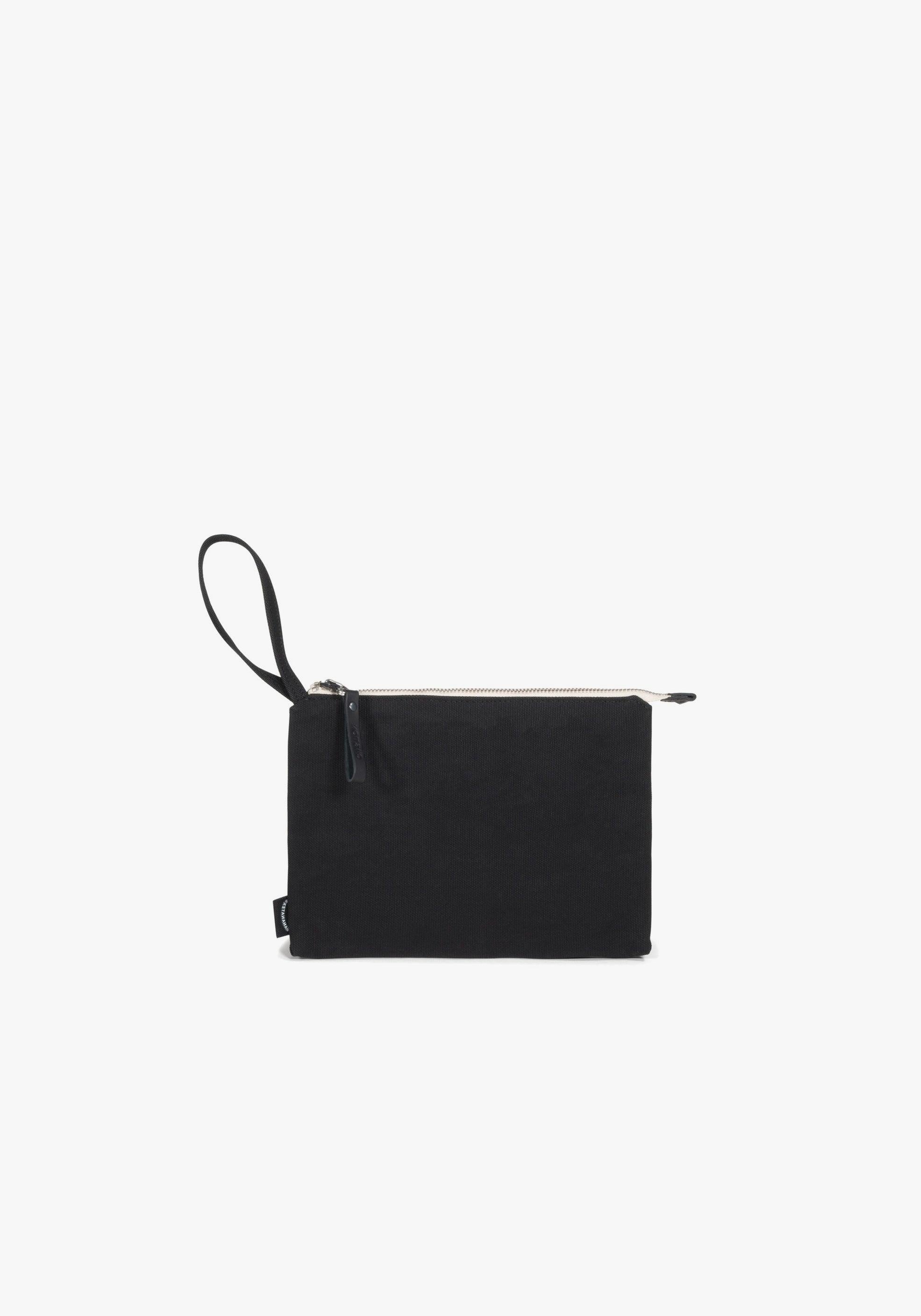 Qwstion Zip Pouch Bananatex Medium All Black
