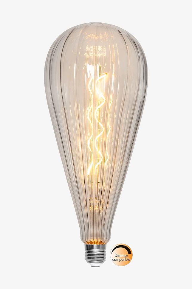 LED E27 P125 Line klar