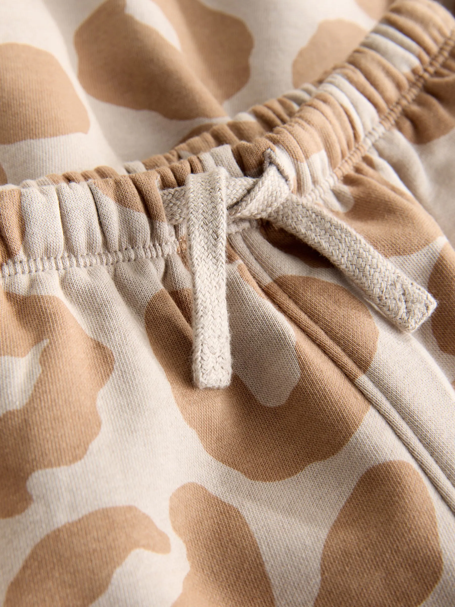 Lichtbruine dierenprint - Set met hoodie en joggingbroek (3 mnd - 7 jr)