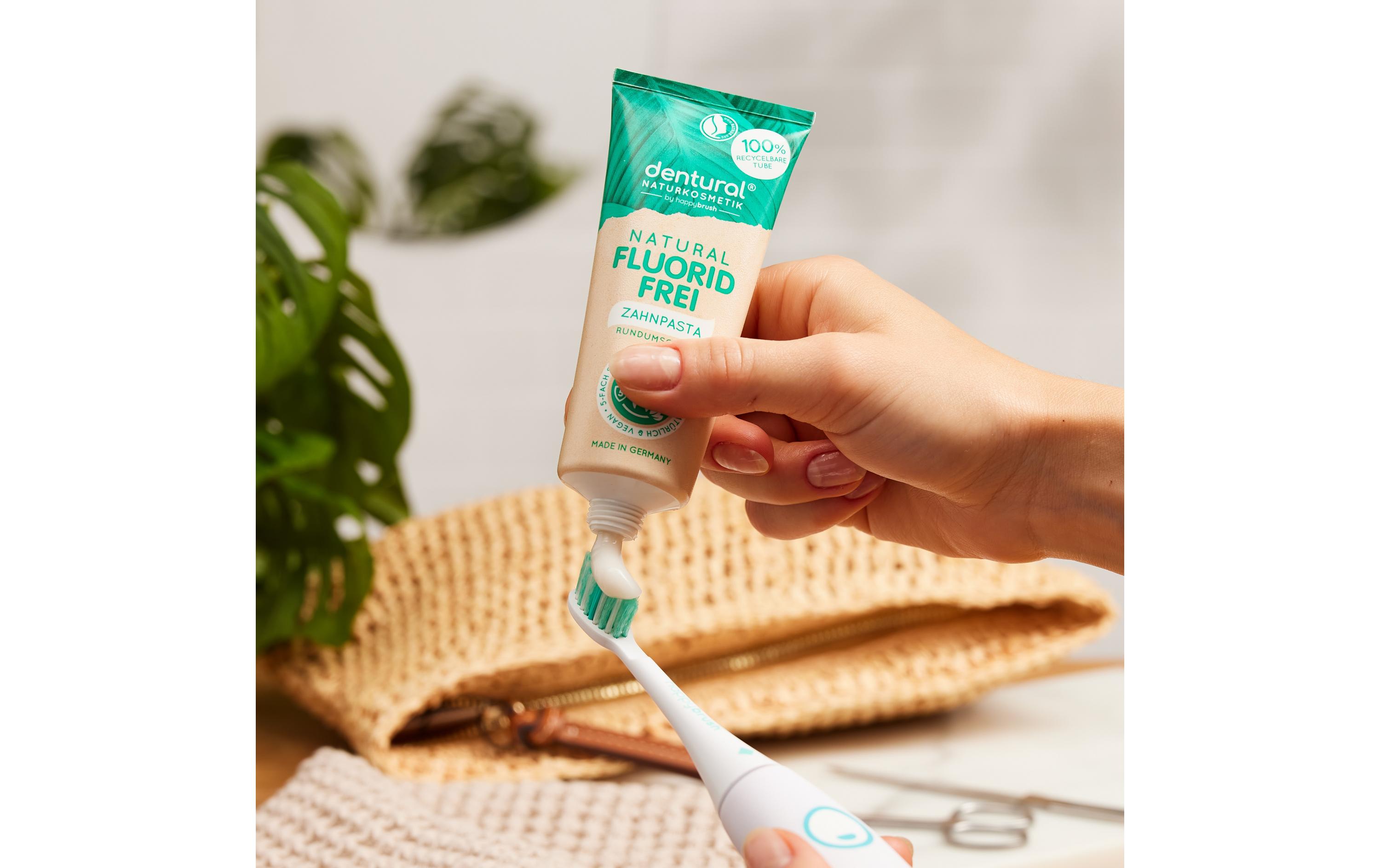 Zahnpasta Dentural Natural Fluoridfrei 75 mlVegane Zahnpasta