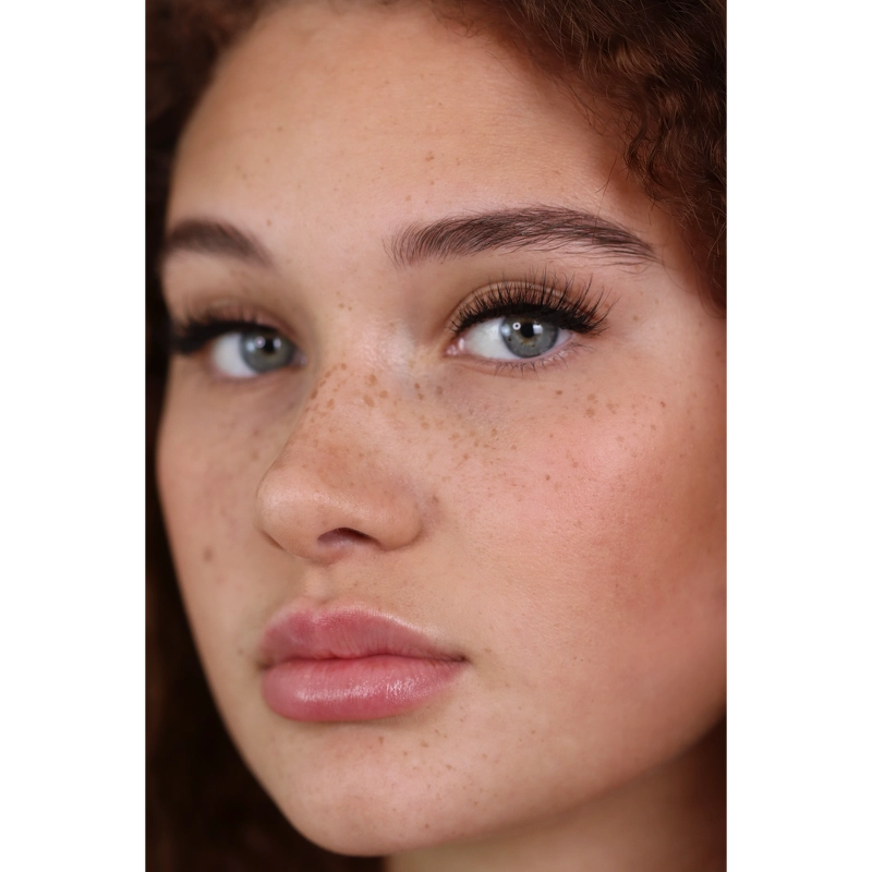 DUFFBEAUTY Nude Lash Collection - Just a Hint