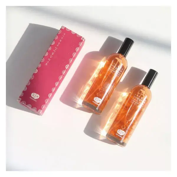 Bruma hidratante Whamisa com pétalas de rosa damascena 100ml