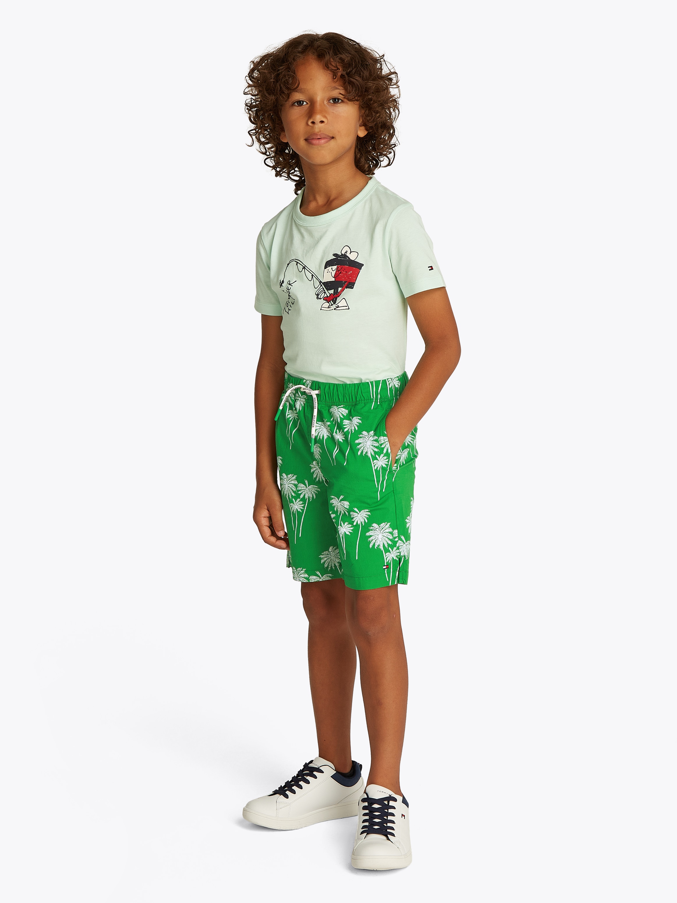 Tommy Hilfiger Shorts »STRETCH POPLIN PRINTED SHORT«  mit Palmenprint