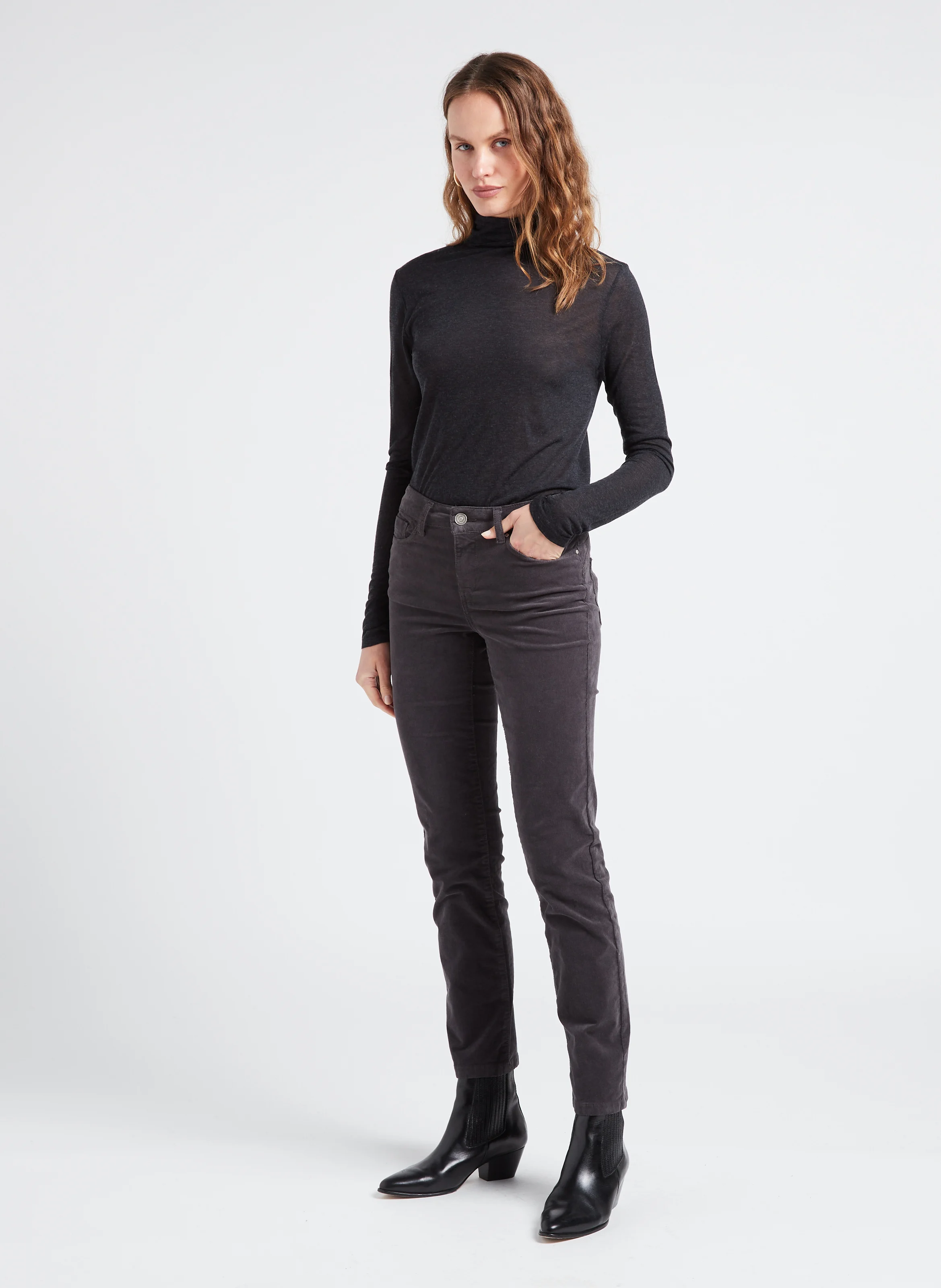 TAKILA - Tee-shirt col roulé en coton et en laine mélangés | Noir