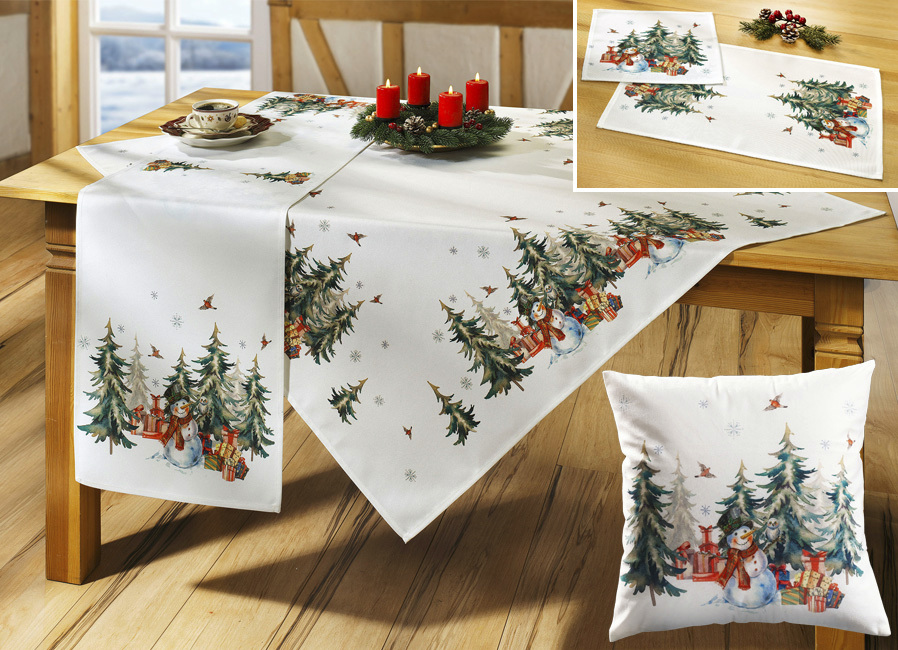 Weihnachtliche Tisch- und Raumdekoration