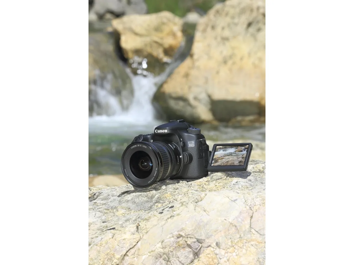 Canon EOS 70D - Digitalkamera - SLR - 20.2 MP - APS-C - 1080p - 3x optisk zoom EF-S 18-55 mm IS STM objektiv - Wireless LAN