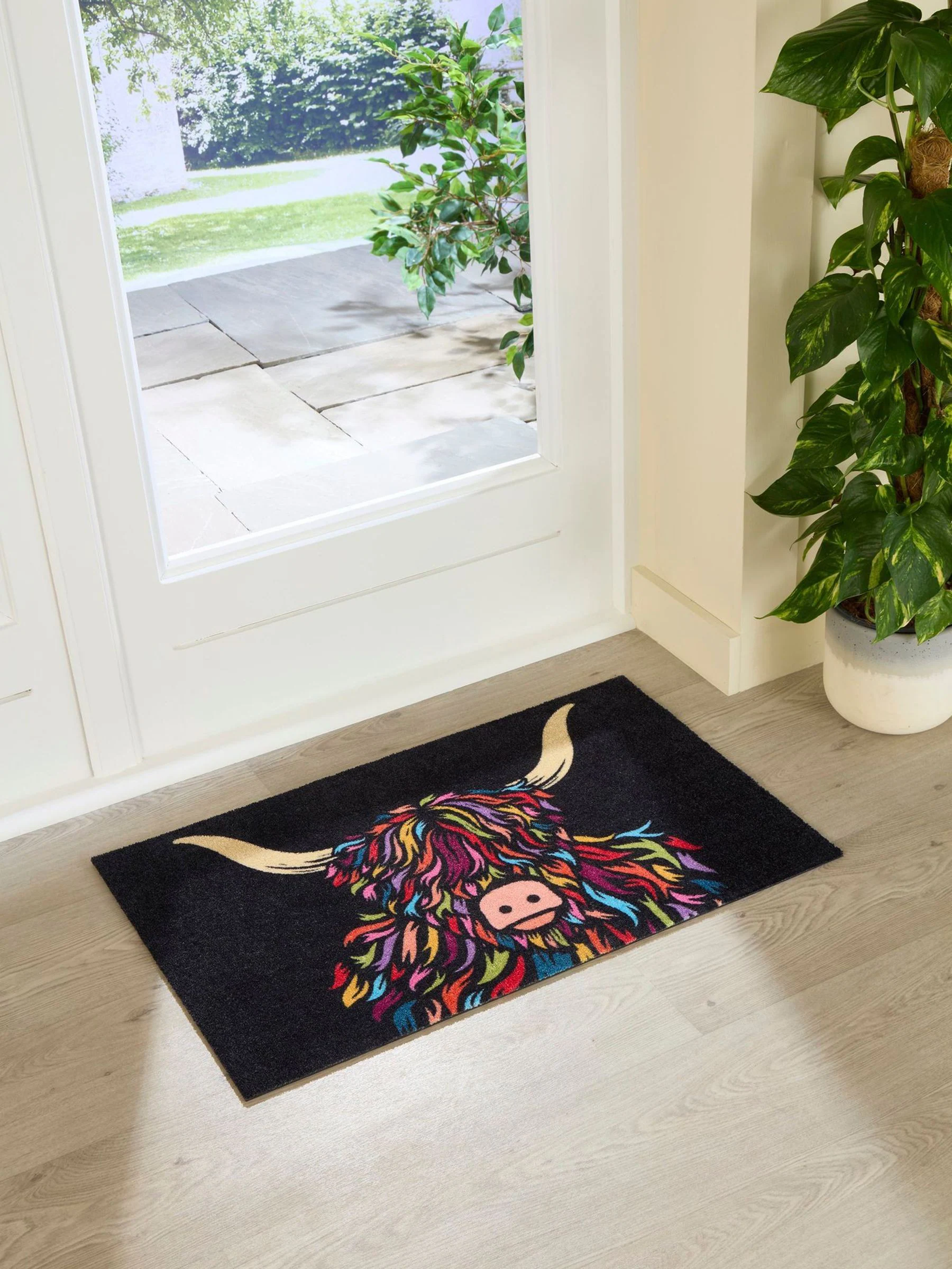 Artsy Mats Highland Cow Indoor Washable Doormat