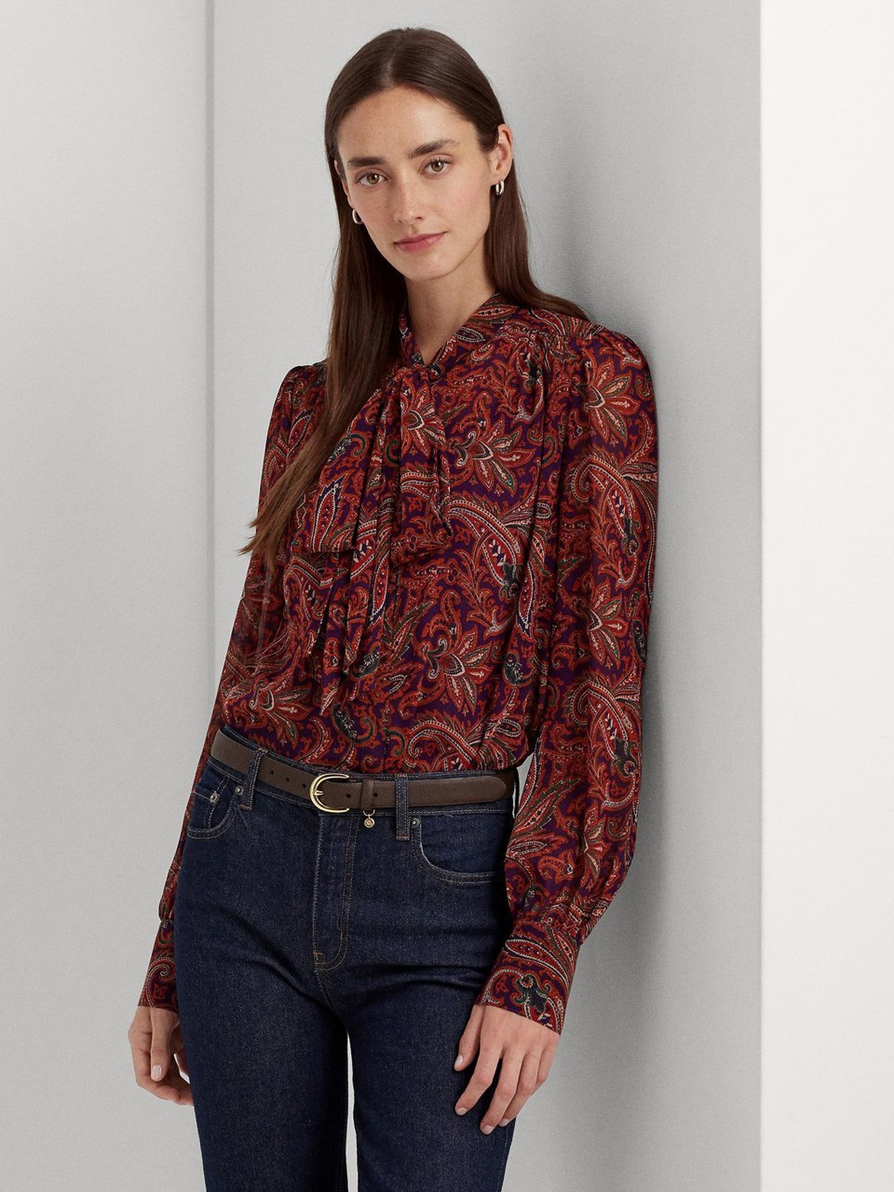 Bluse mit Stehkragen