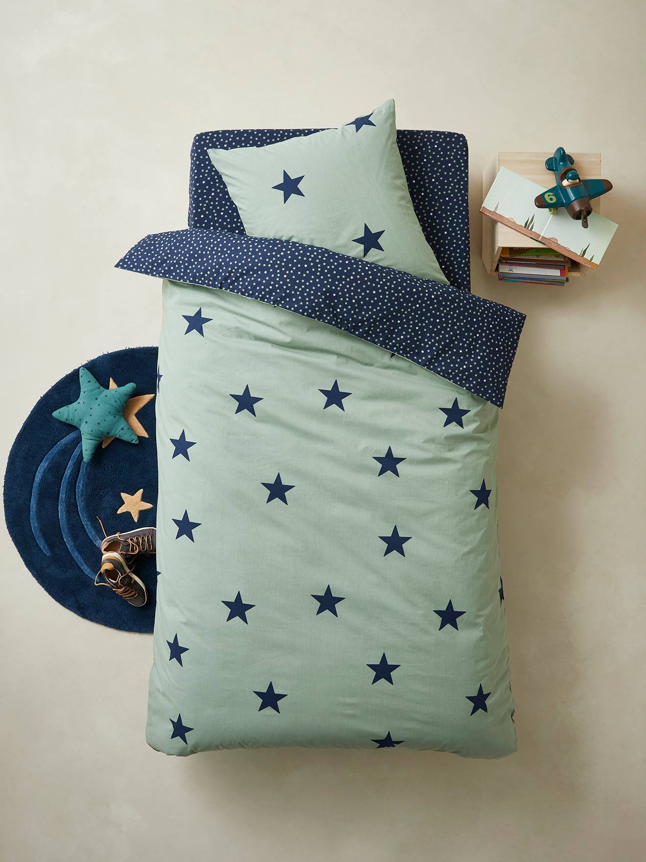 Conjunto infantil Dream Big com capa de edredom e fronha, estampa verde básica tamanho médio.