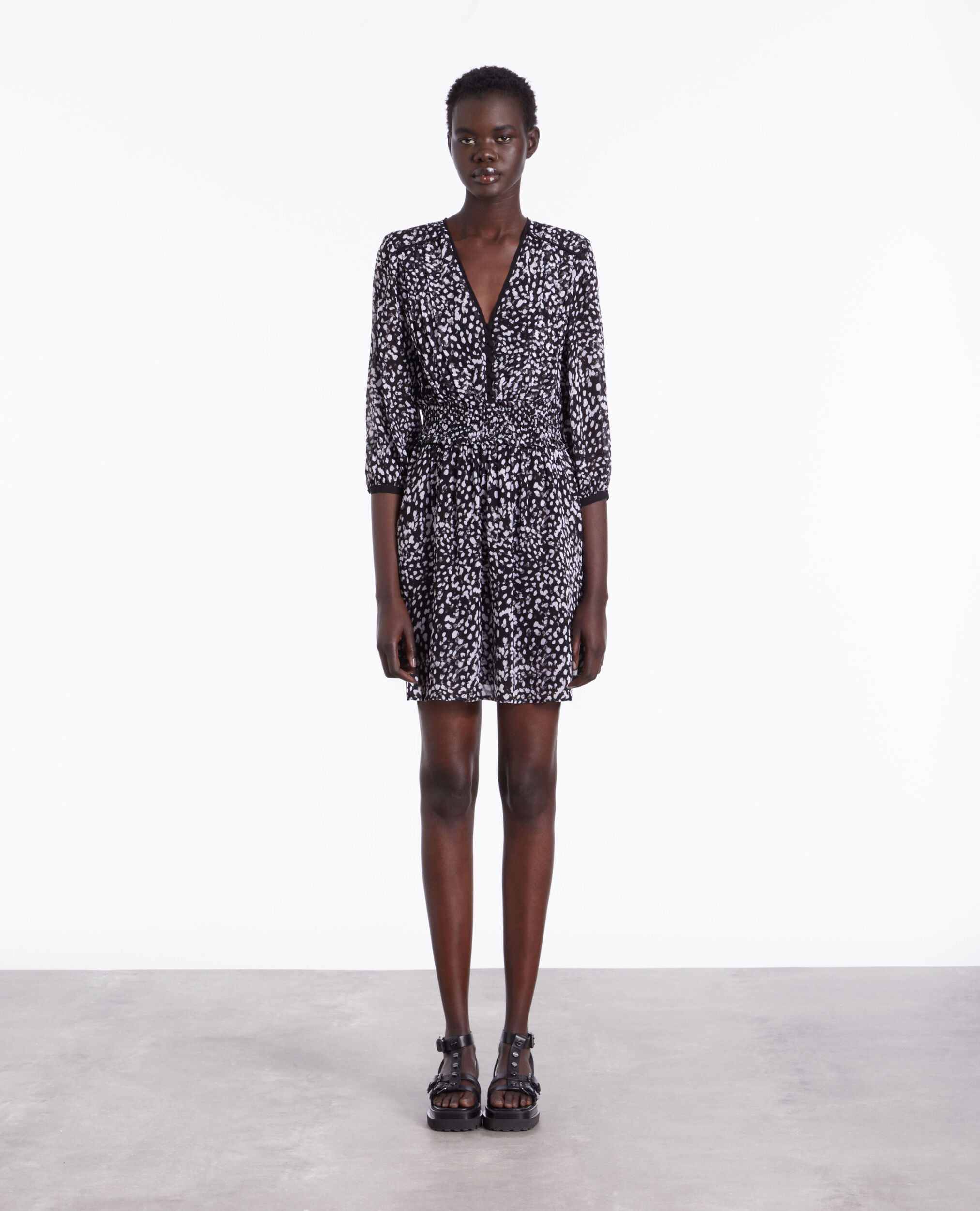 Robe courte imprimée avec smocks