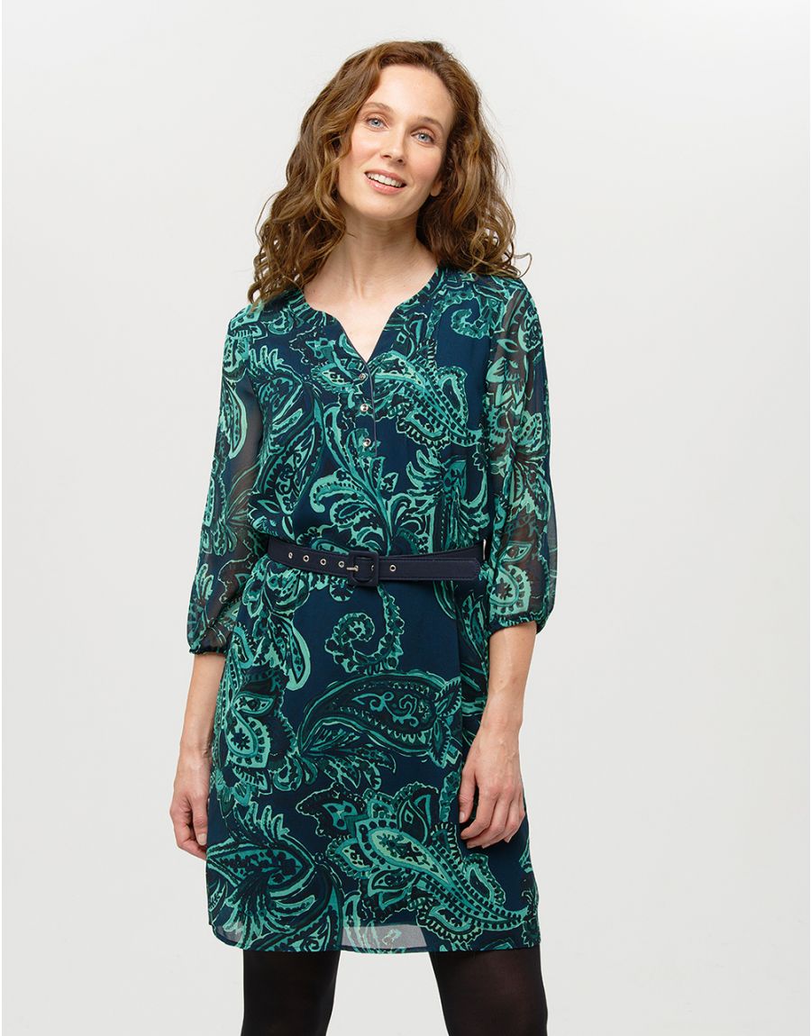 Robe verte voile à motif