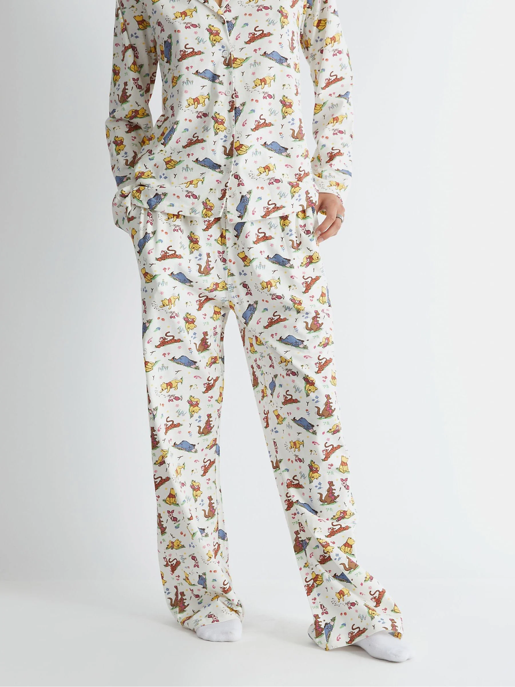 Skinnydip Disney Winnie The Pooh Pyjama Set in Ecru