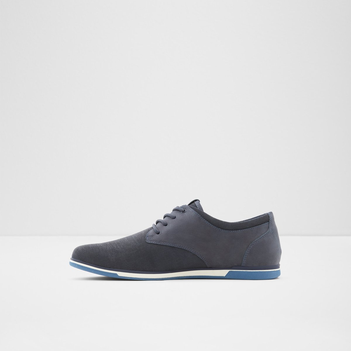Heron Navy Men Oxfords & Lace-ups