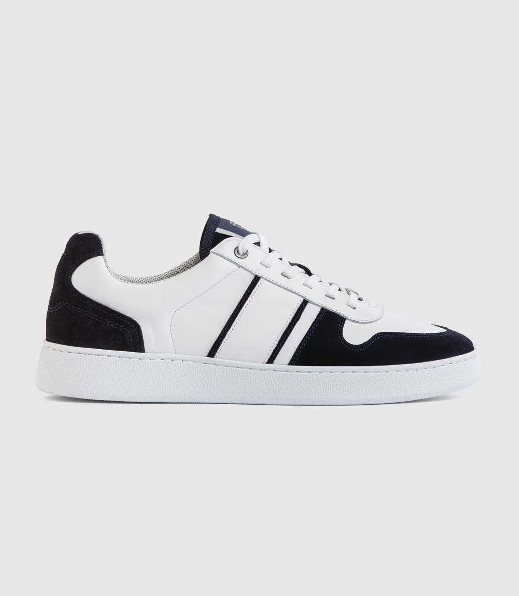 Sneakers marine-blanche 