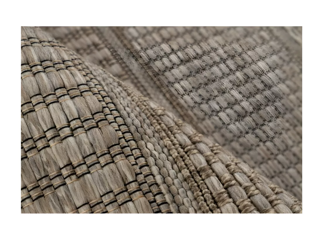 Tapis 230x160cm, design C303A coloris naturel - Confort et élégance pour votre intérieur