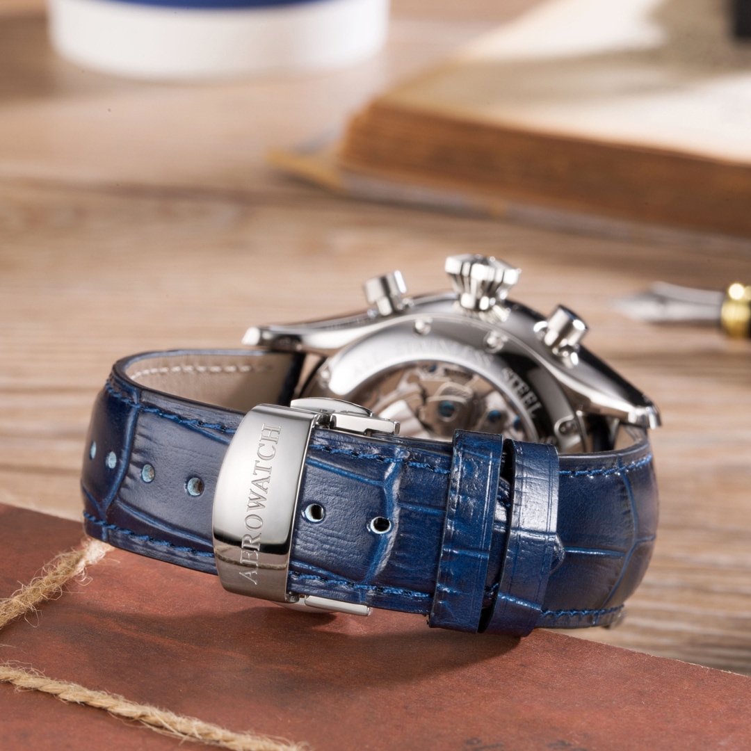 Aerowatch Les Grandes Classiques Automatic Chrono Day-Date Silbrig