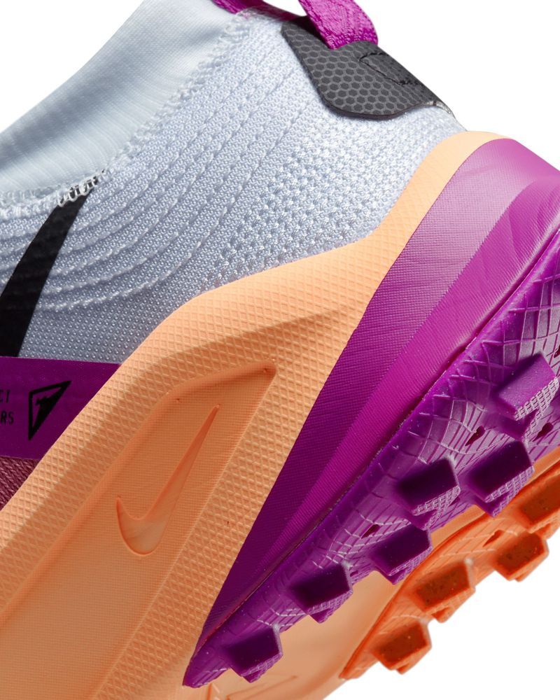 Chaussures de trail Nike Zegama Rose & Violet pour femme