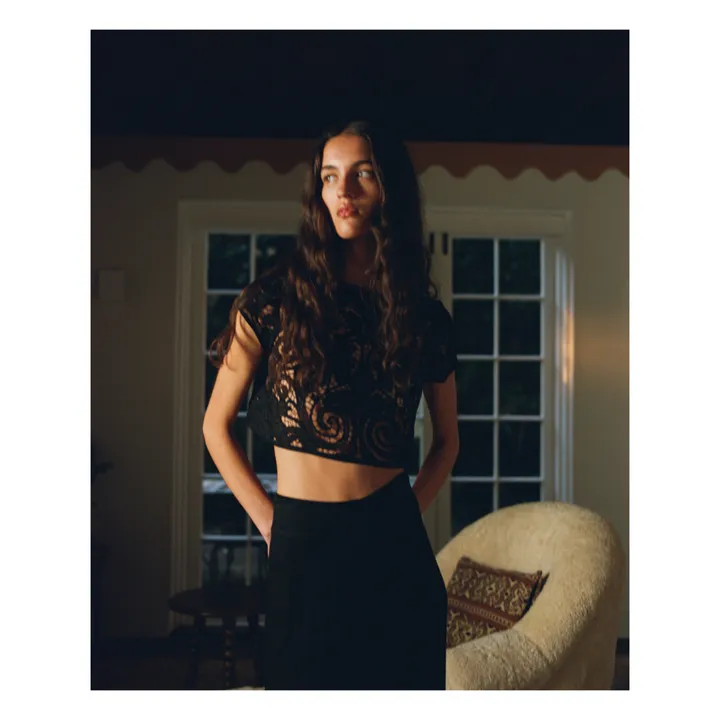 All That Remains Top Maya | Noir