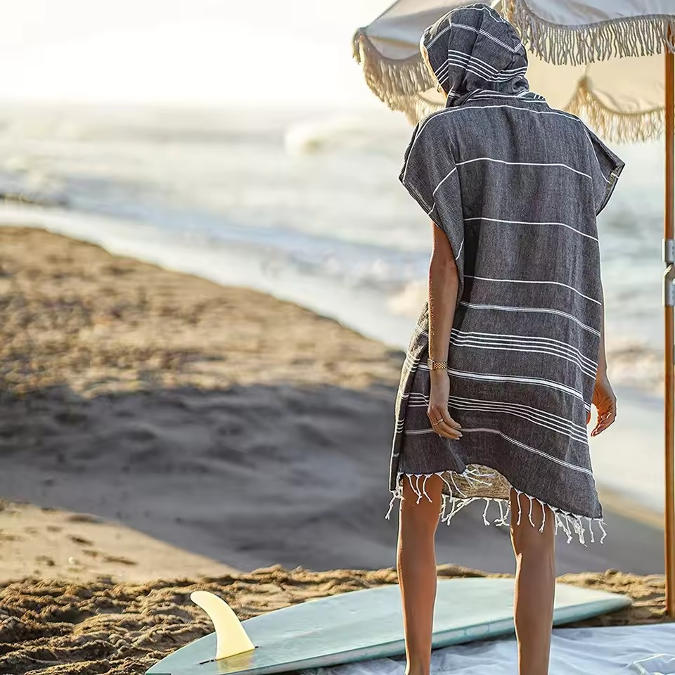 (100x75cm) Baumwoll Bademantel Beach Tuch Pestemal Poncho Umziehhilfe - Rot